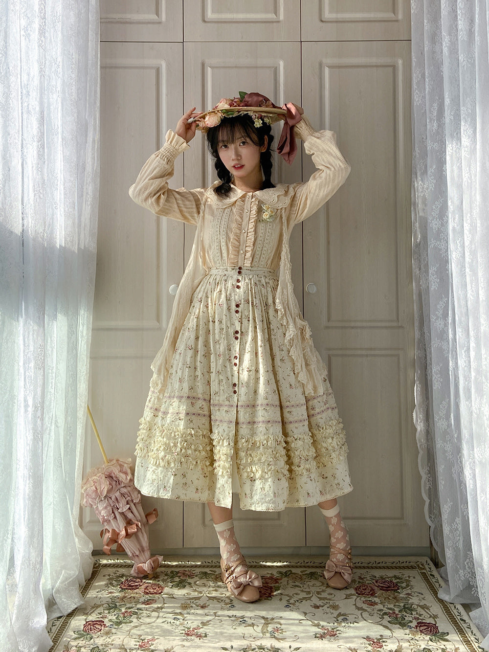 Miss Point - Flower and Alice - Idyllic Retro Floral Country Lolita SK