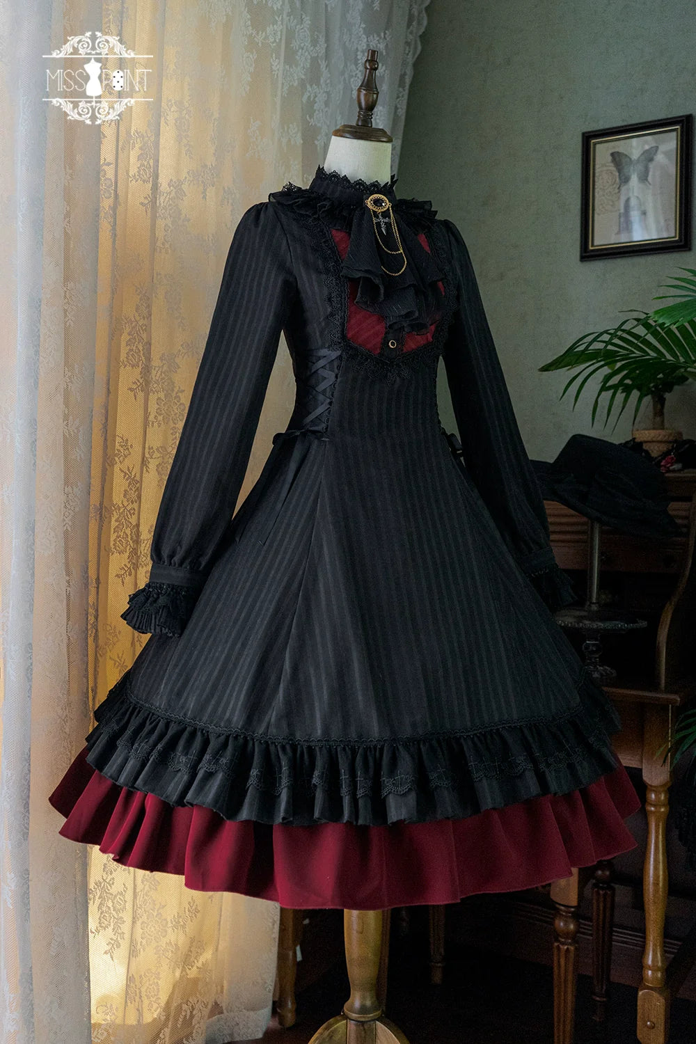 Miss Point - Perintz Manor - Gothic Lolita OP Long Sleeve Retro Lolita Dress