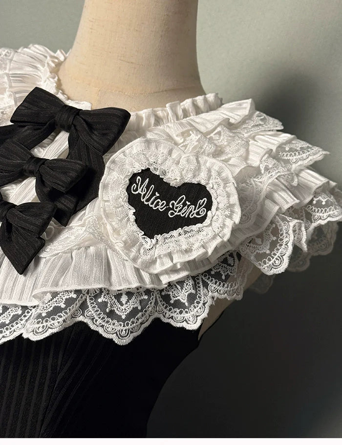 Alice Girl - Arrogant Miss - Heart-Shaped Lolita Brooch with Lace and Embroidery