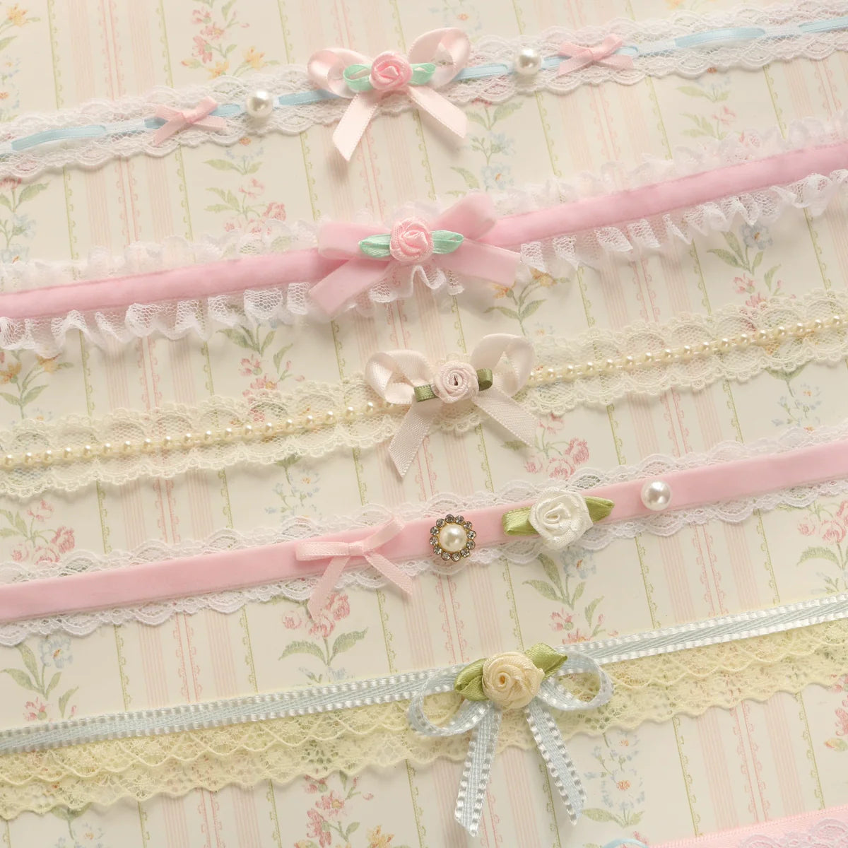 Creamy Bubbles - Sweet Lolita Choker Vintage Lace Rose Handmade Necklace