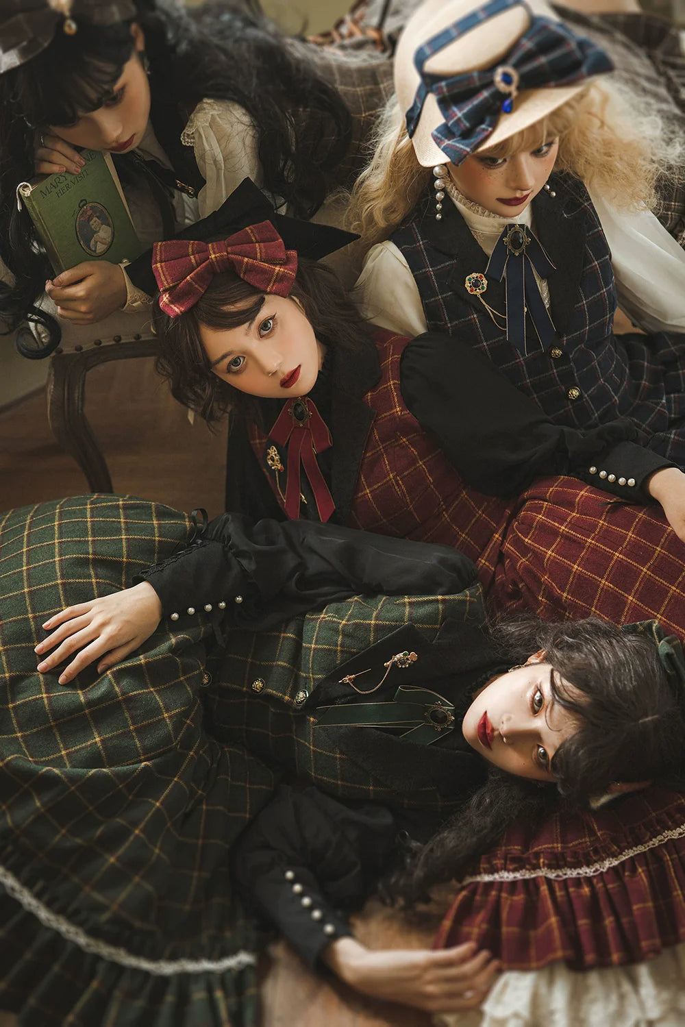 Miss Point - Rose - Elegant Lolita Pliad Print Vest Customized