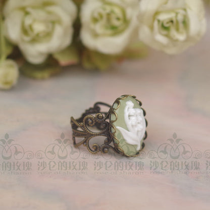 Rose of Sharon - Cameo Lolita Necklace and Ring