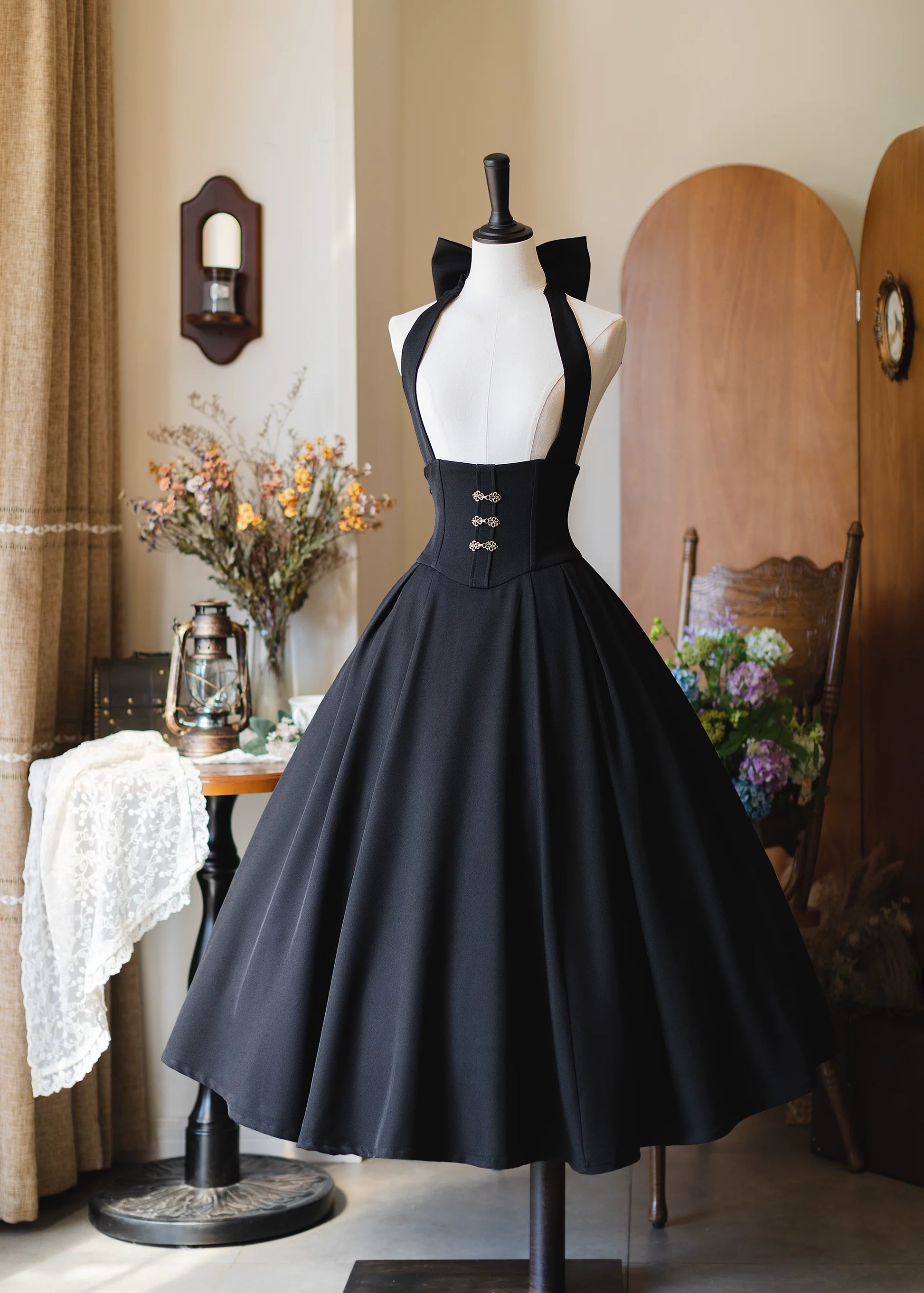 Forest Wardrobe - Vintage Lolita Fishbone Halter SK, Autumn Jacket