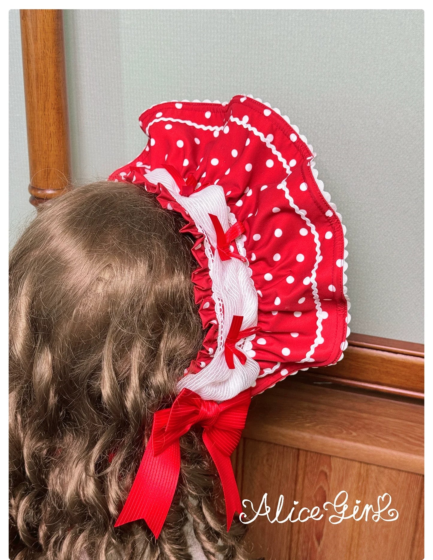 Alice Girl - Old School Polka Dots - Sweet Lolita BNT & Detachable Sleeves