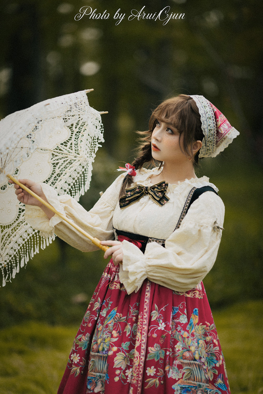 Miss Point - Rich Hymn - Lolita Bavarian Cotton Embroidered Blouse