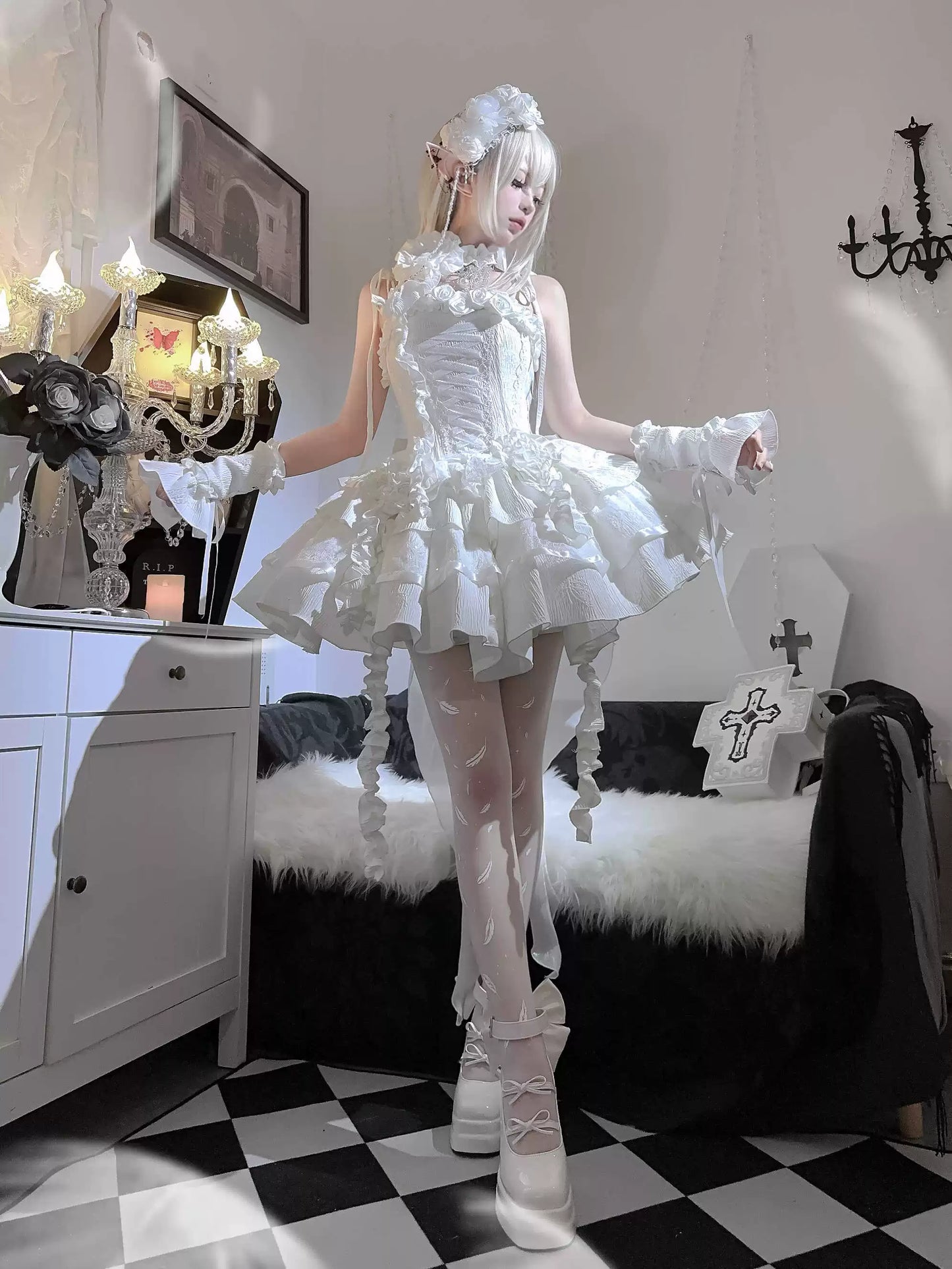 Silent Manor - White Gothic Lolita Fishbone JSK Dress