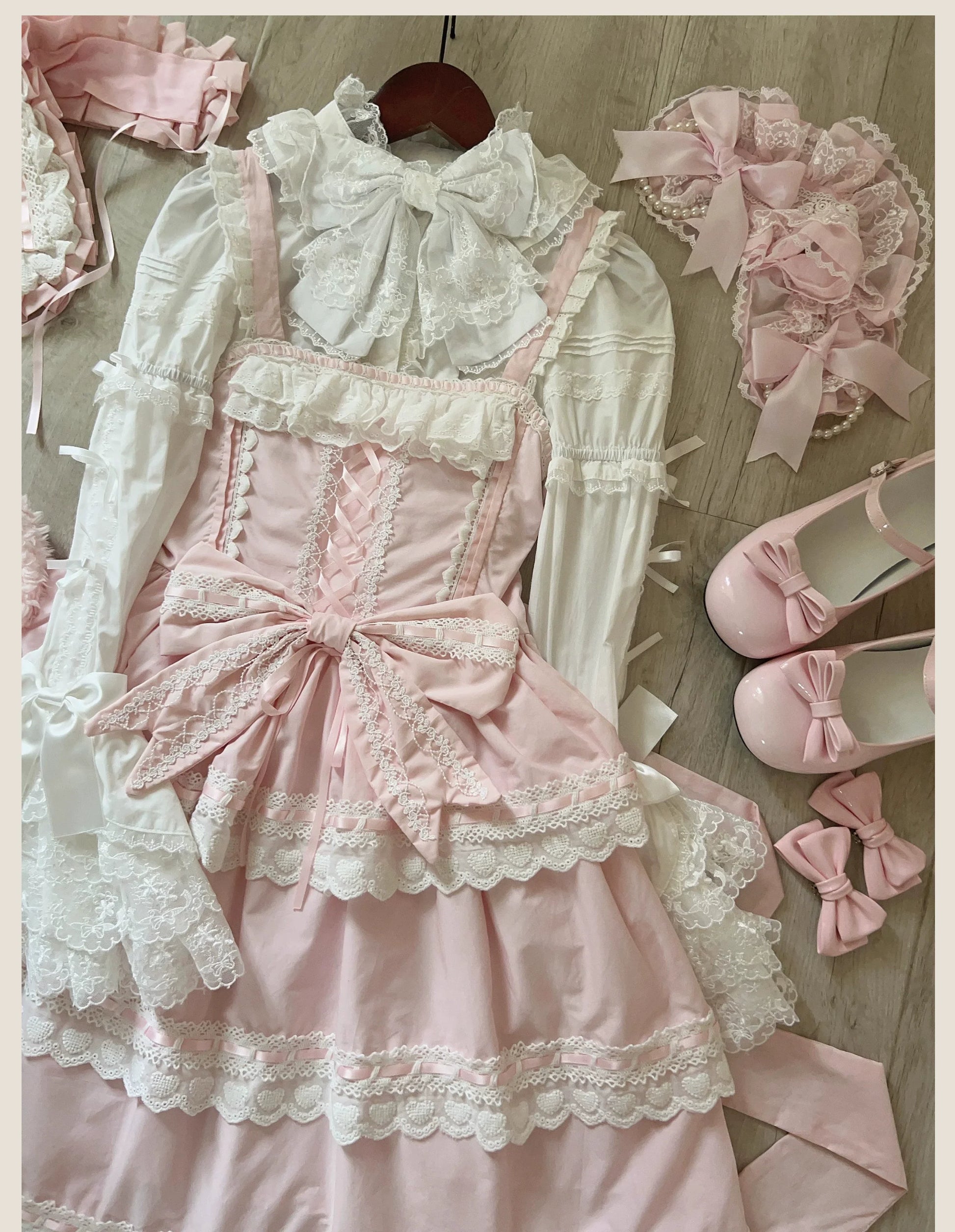 TaTaTa Lolita - Otome Heart - Cotton Old School Lolita JSK Dress Suit, Heart-Shaped Lace Trim