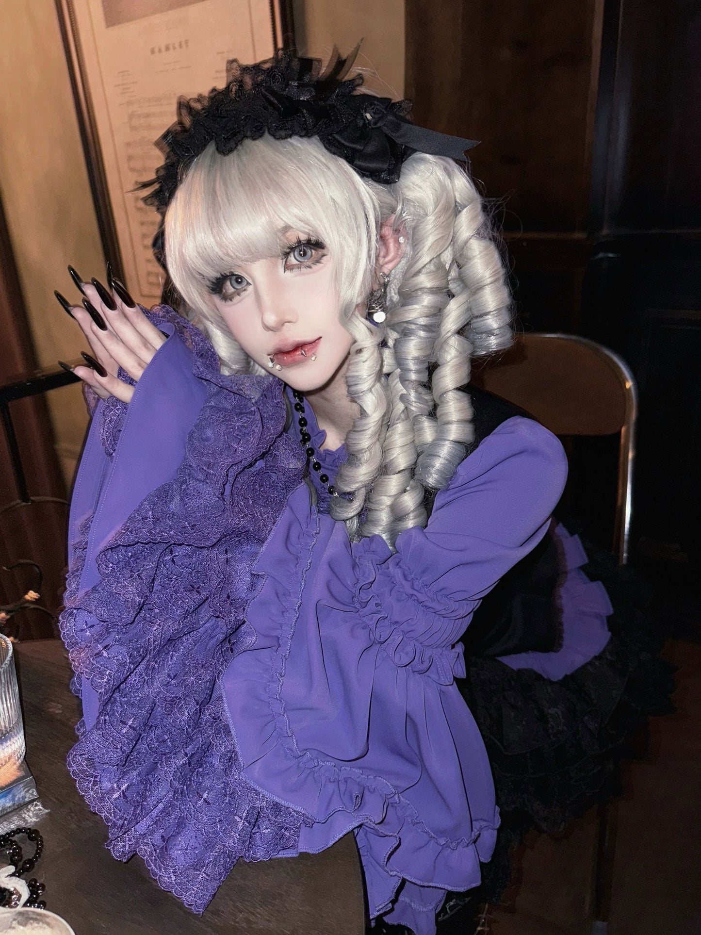 Twilight Zone - Gothic Lolita Blouse, Lace Hime-sleeve