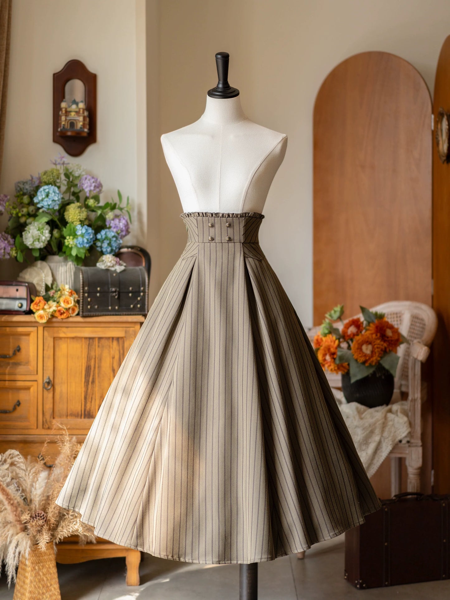 Forest Wardrobe - Forest Log - Classic Lolita Fishbone Striped Skirt, Side Pockets