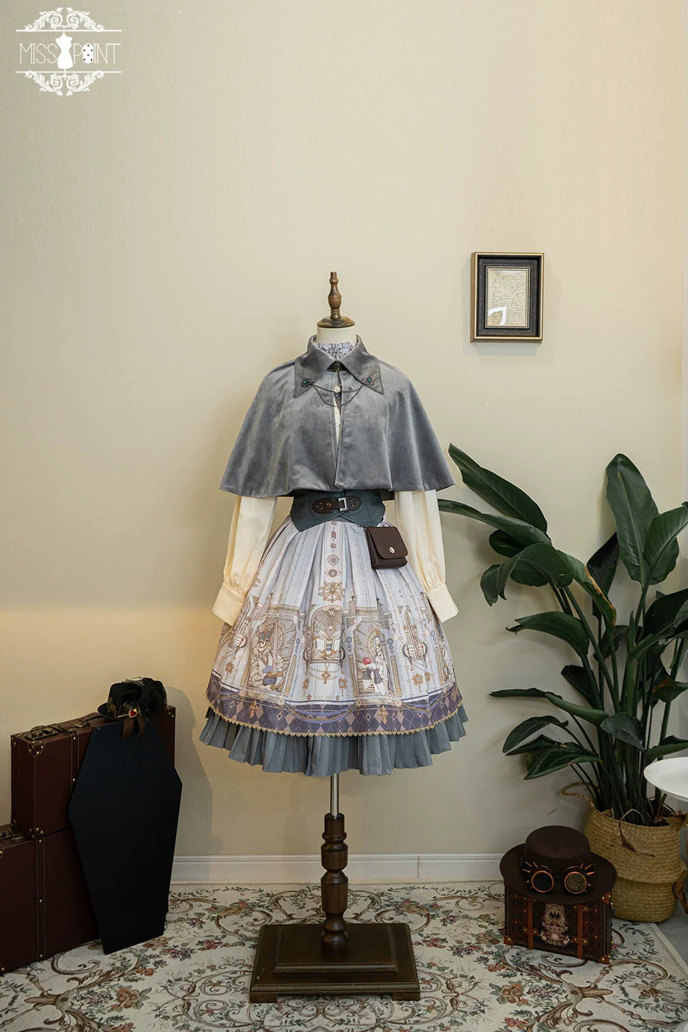 Miss Point - Demon Hunting Notes - Gothic Lolita Cross Print Short Skirt