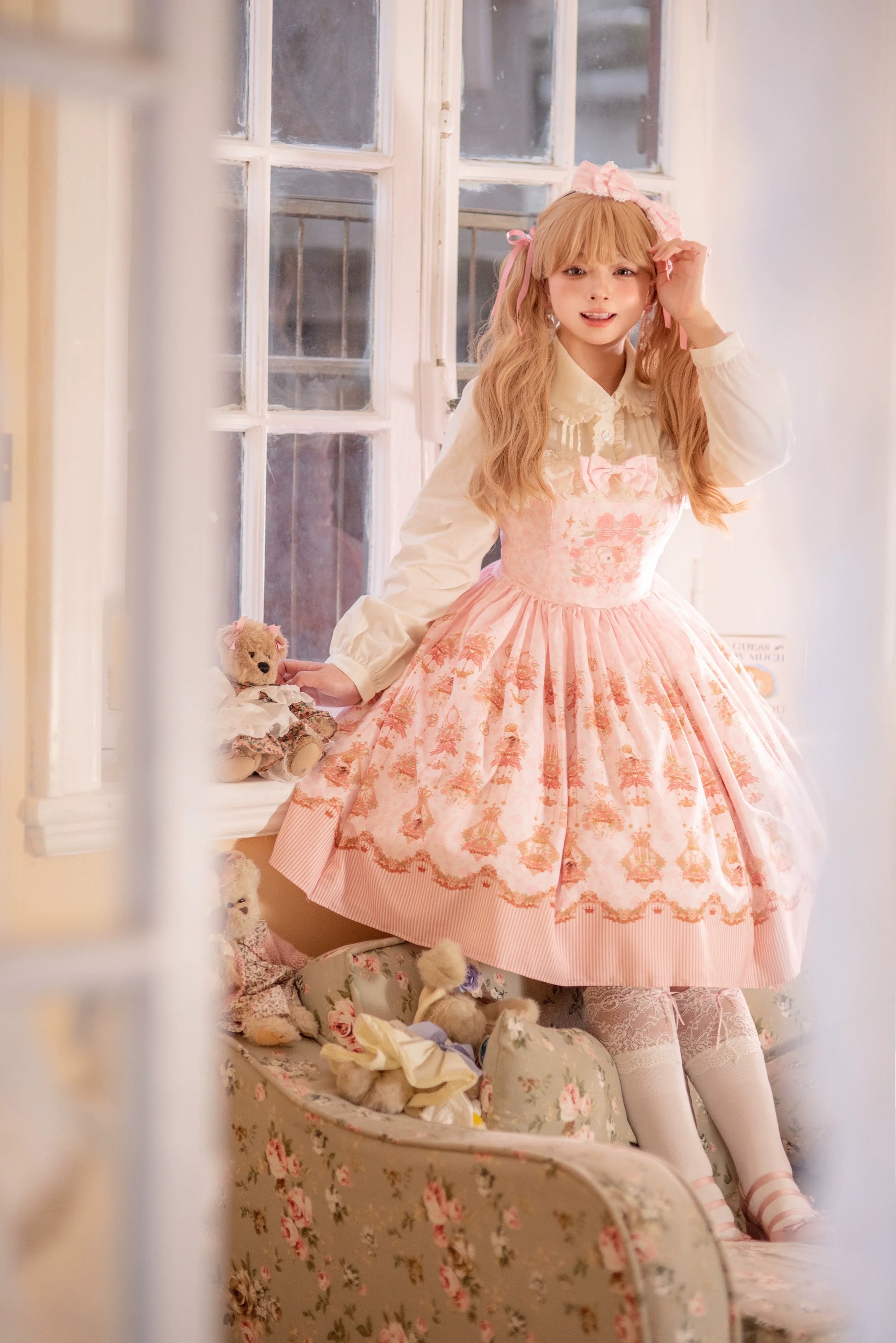 Strawberry Witch - Rose Garden Bunny - Daily Lolita Rose Bunny Printing OP JSK Dress Set