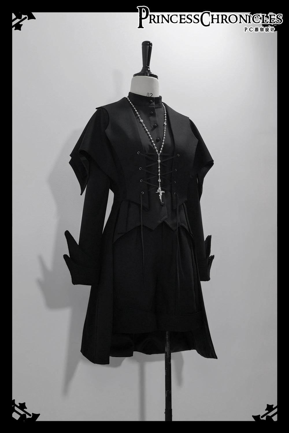 Princess Chronicles - Yan Ye - Ouji Lolita Black Shirt, Irregular Hem
