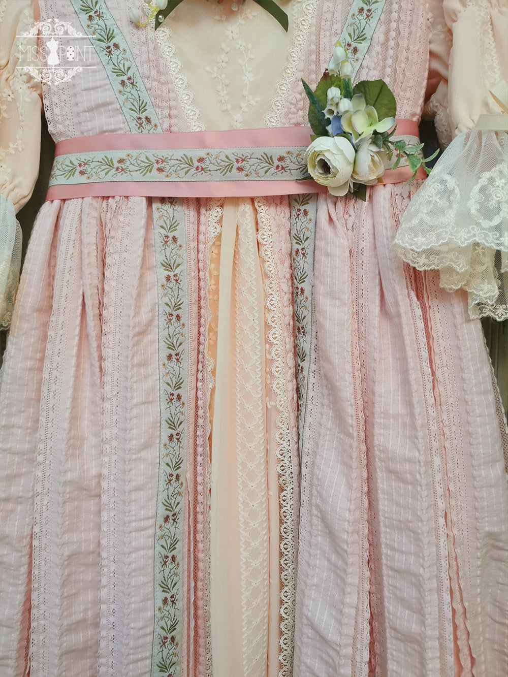 Miss Point - The Sally Gardens - Elegant Lolita Lotus Sleeves OP Dress