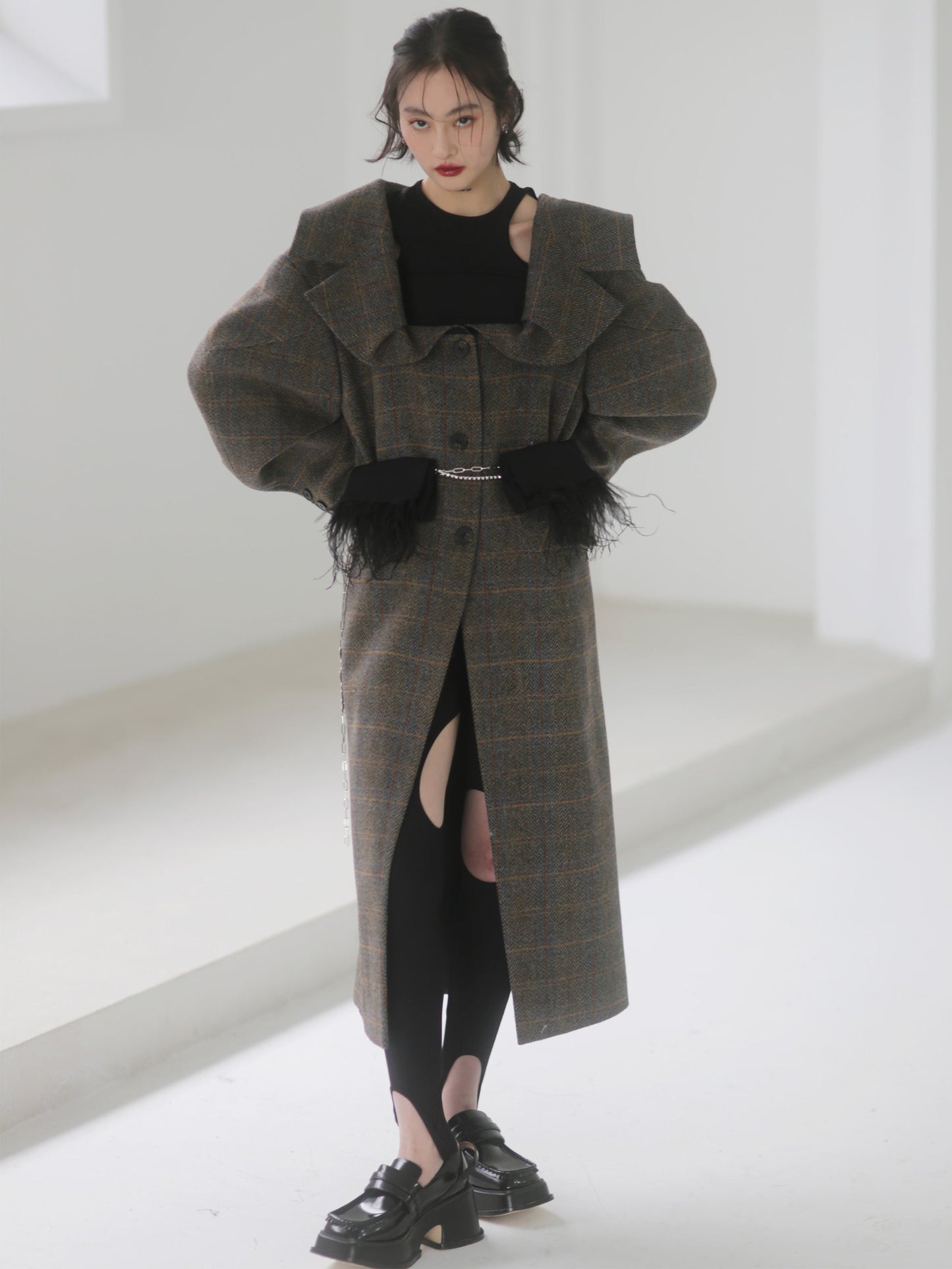 Three-dimensional Generous Collar Plaid Wool Long Coat