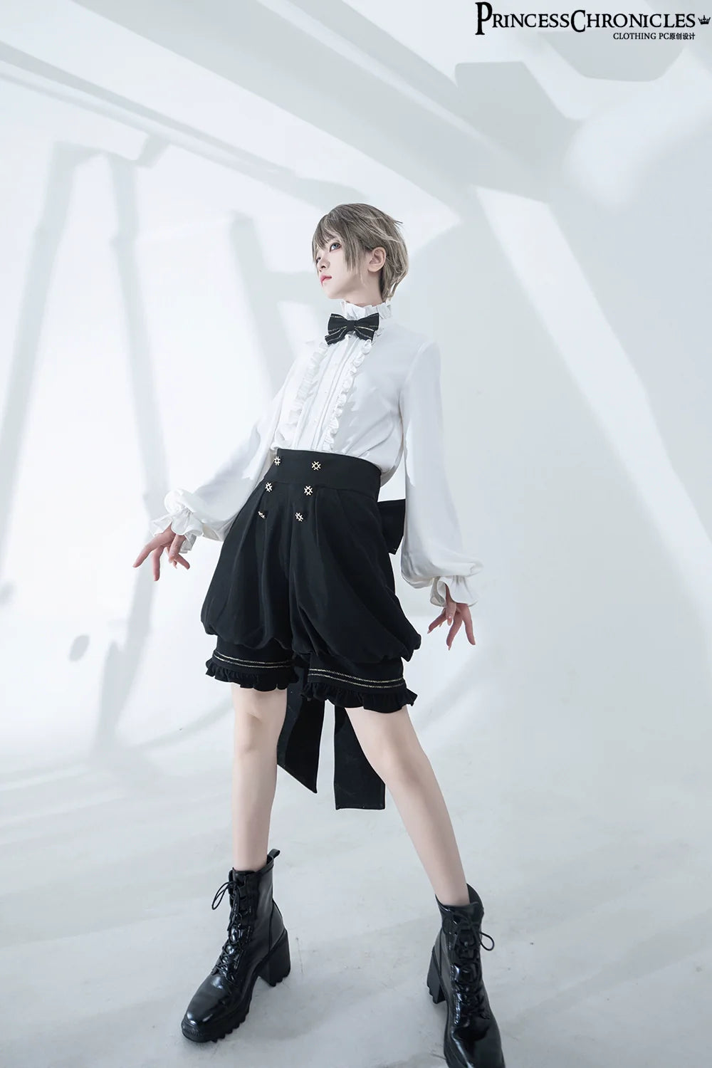 Princess Chronicles - Desperate Bunny - Ouji Lolita Vest Shorts Set