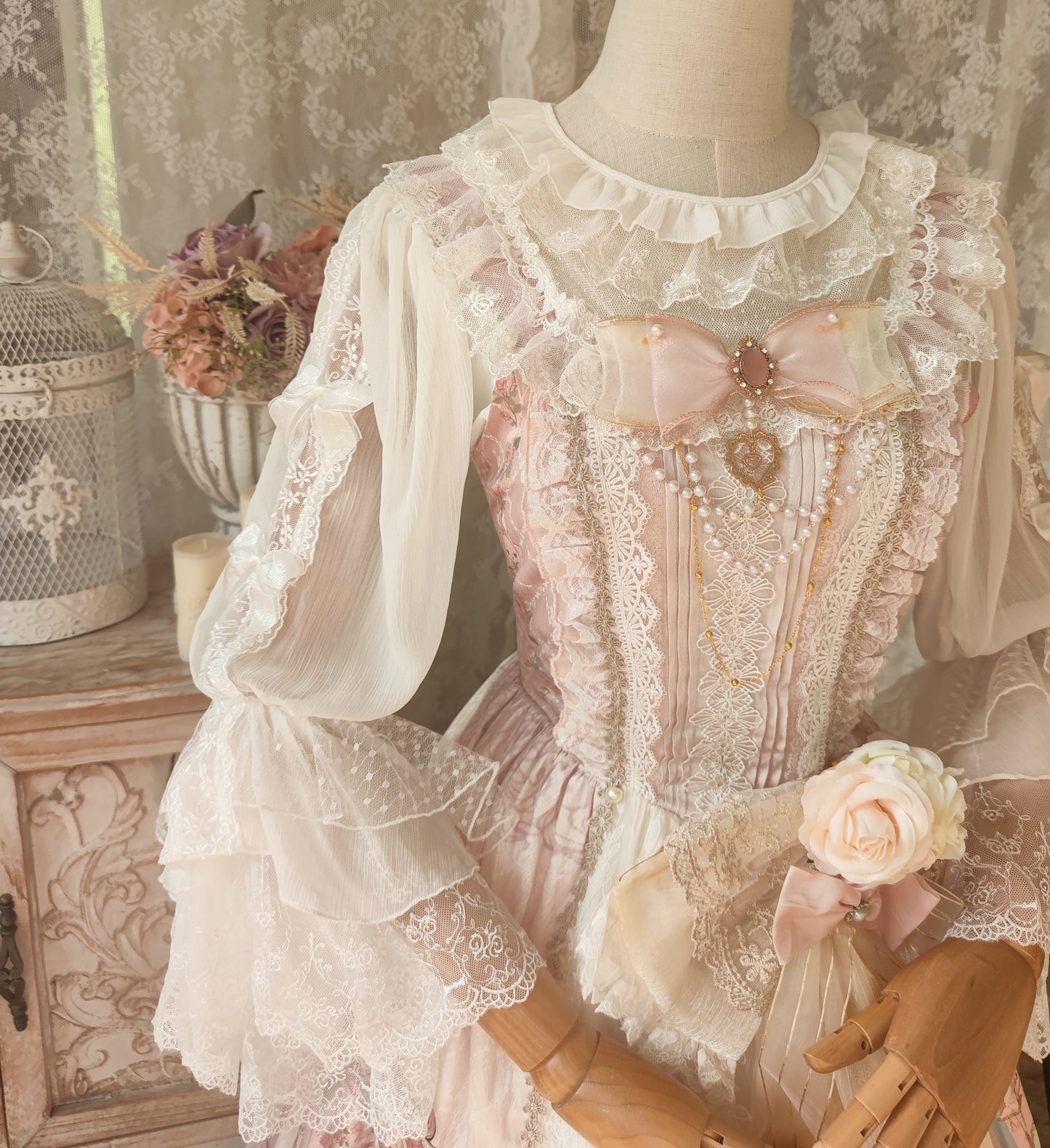 Garden Cat - Princess Sleeve Classic Lolita Blouse