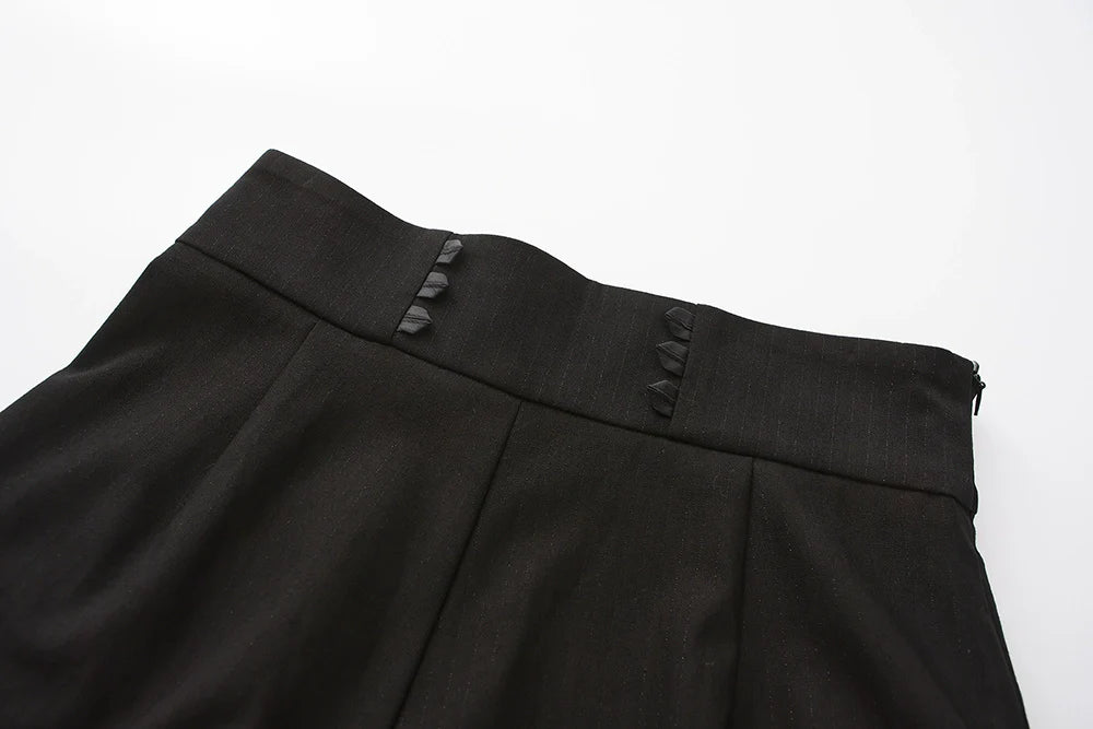 Immortal Thorn - Immortal Duke of Rabbit - Ouji Lolita Shorts With Heart-Shaped Detail