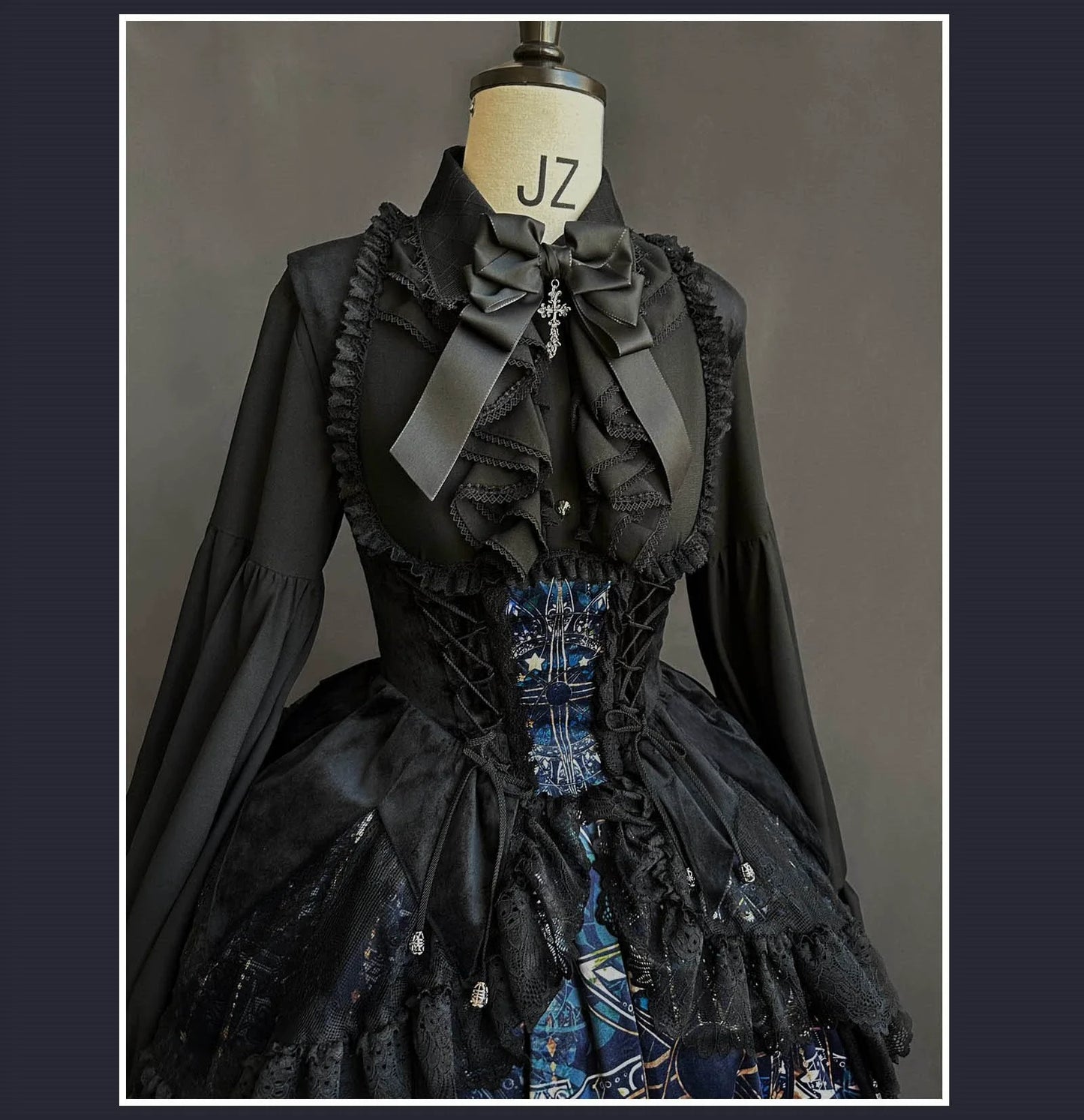 SUSIN - Night Traveler - Classic and Elegant Gothic Dress with Colorful Window Prints