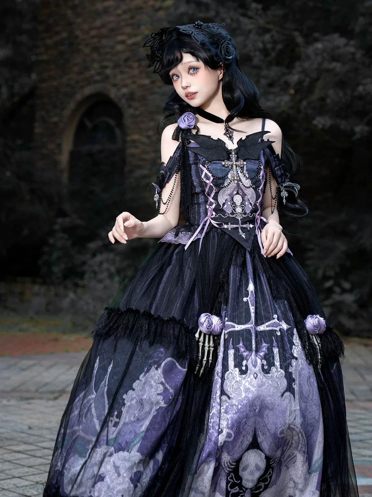 Your Princess - Withered Bone Specter - Gothic Lolita Skirt Set, Rose & Skeleton Hand Decor