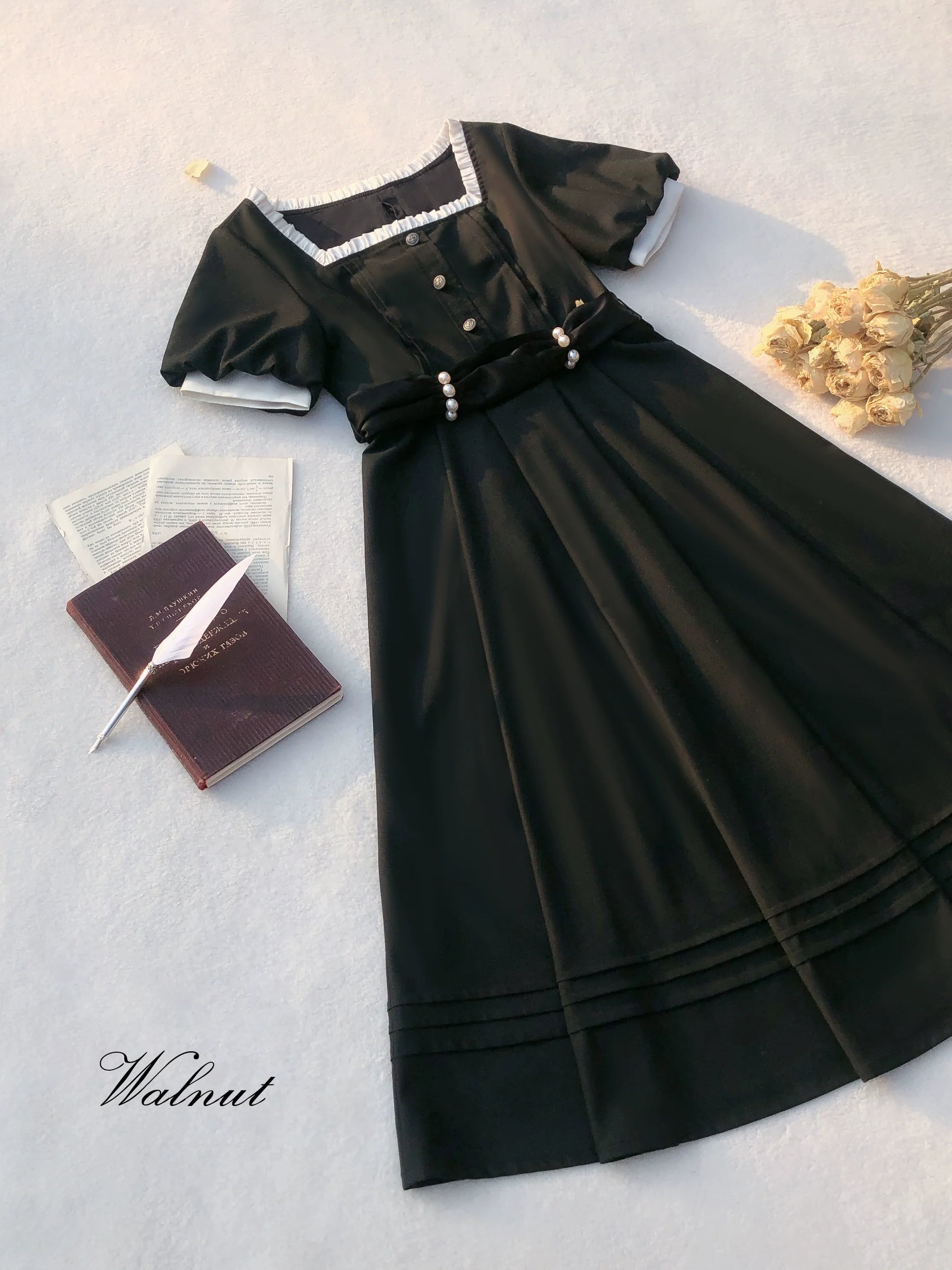 HuTaoMuJK - Thoughts - Vintage Lolita OP Dress Square Neckline Black Lolita Dress