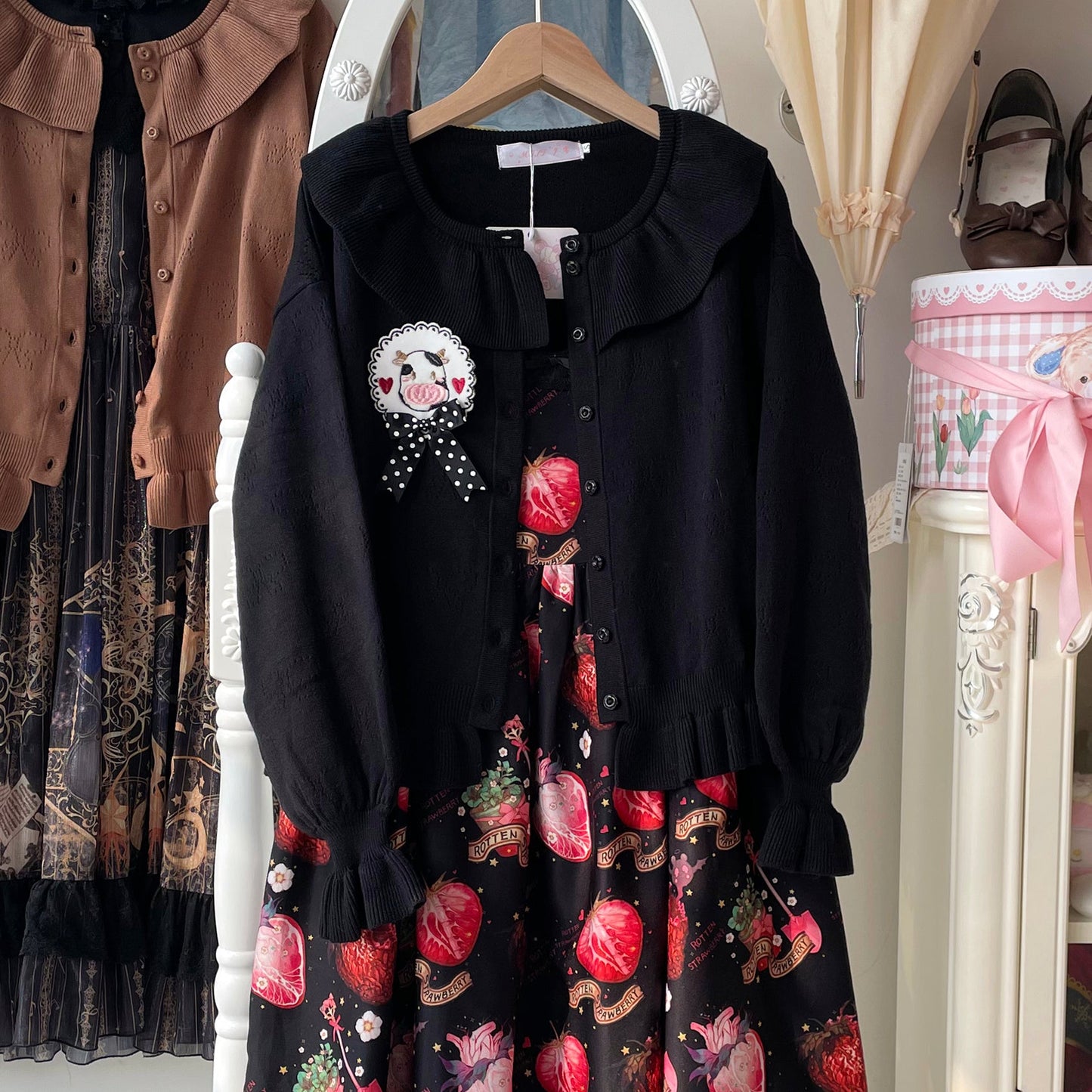 MIST - Vintage Lolita Bow Hollowed-out Sweater Ruffled Cardigan