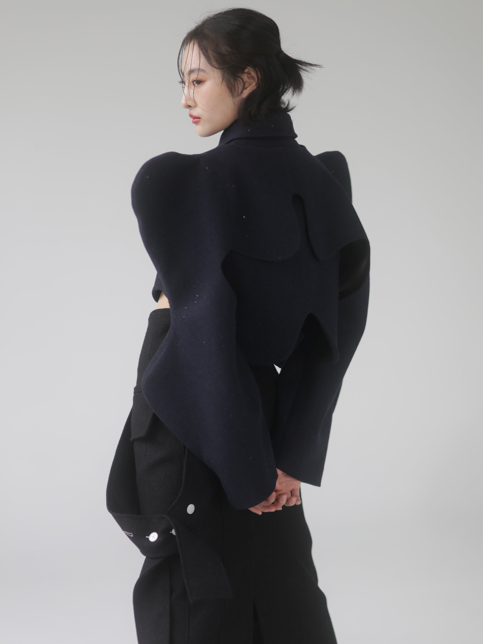 Geometric Arc Hollow Two-piece Short Woolen Coat