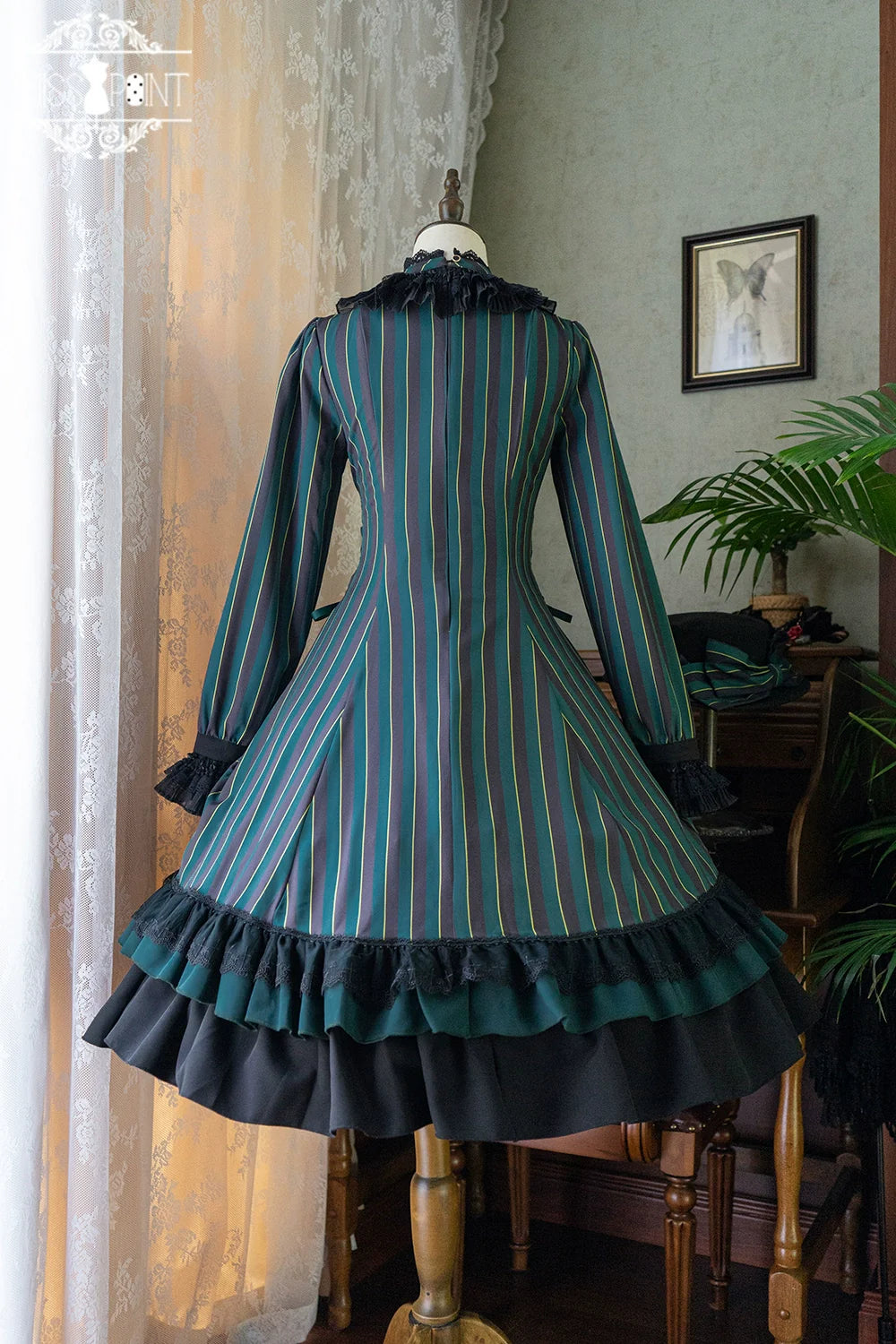 Miss Point - Perintz Manor - Gothic Lolita OP Long Sleeve Retro Lolita Dress