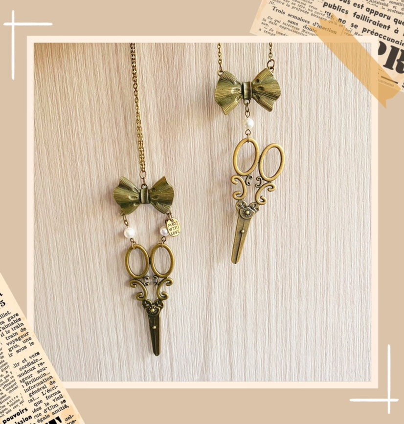 Halloween Alice - Vintage Lolita Bow-Scissors Shaped Necklace