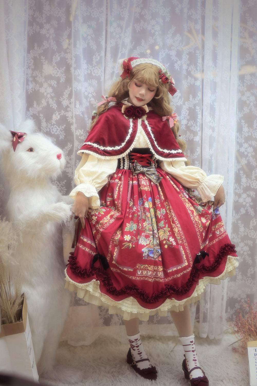 Miss Point - Praise of Abundance - Bavarian Style Lolita Velvet Hooded Cape