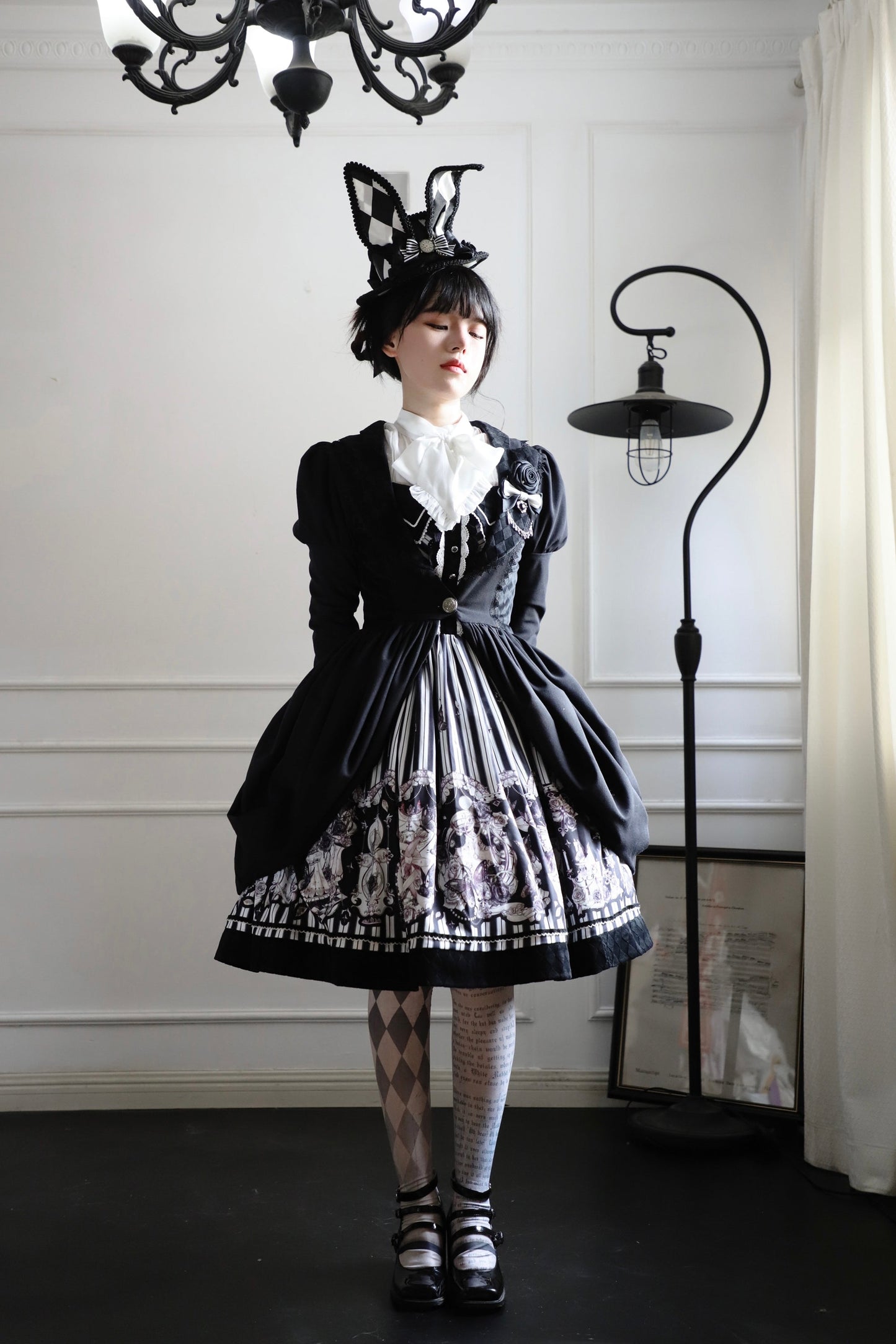 Little Bear - Gothic Lolita Black and White Striped JSK Set
