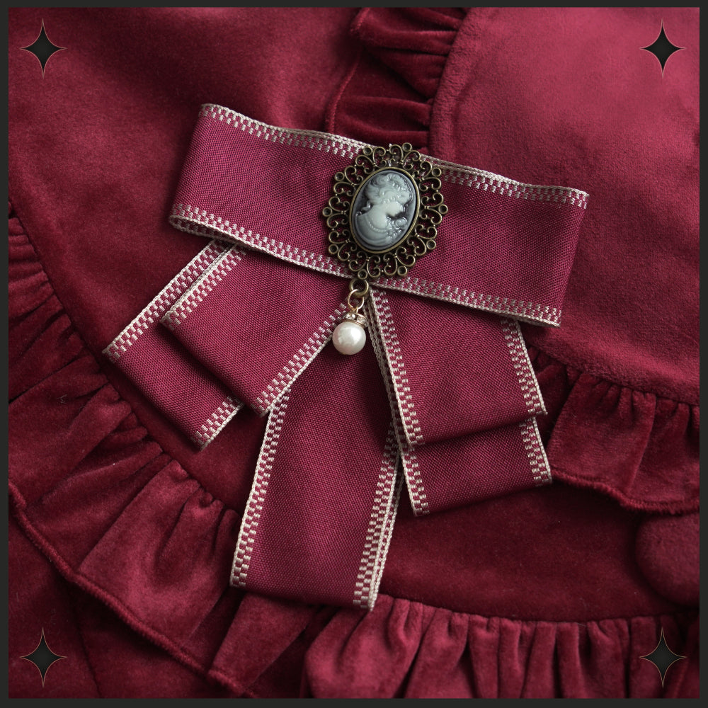 Dark Star Island - Winter Lolita Cape Velvet Antique Lolita Coat