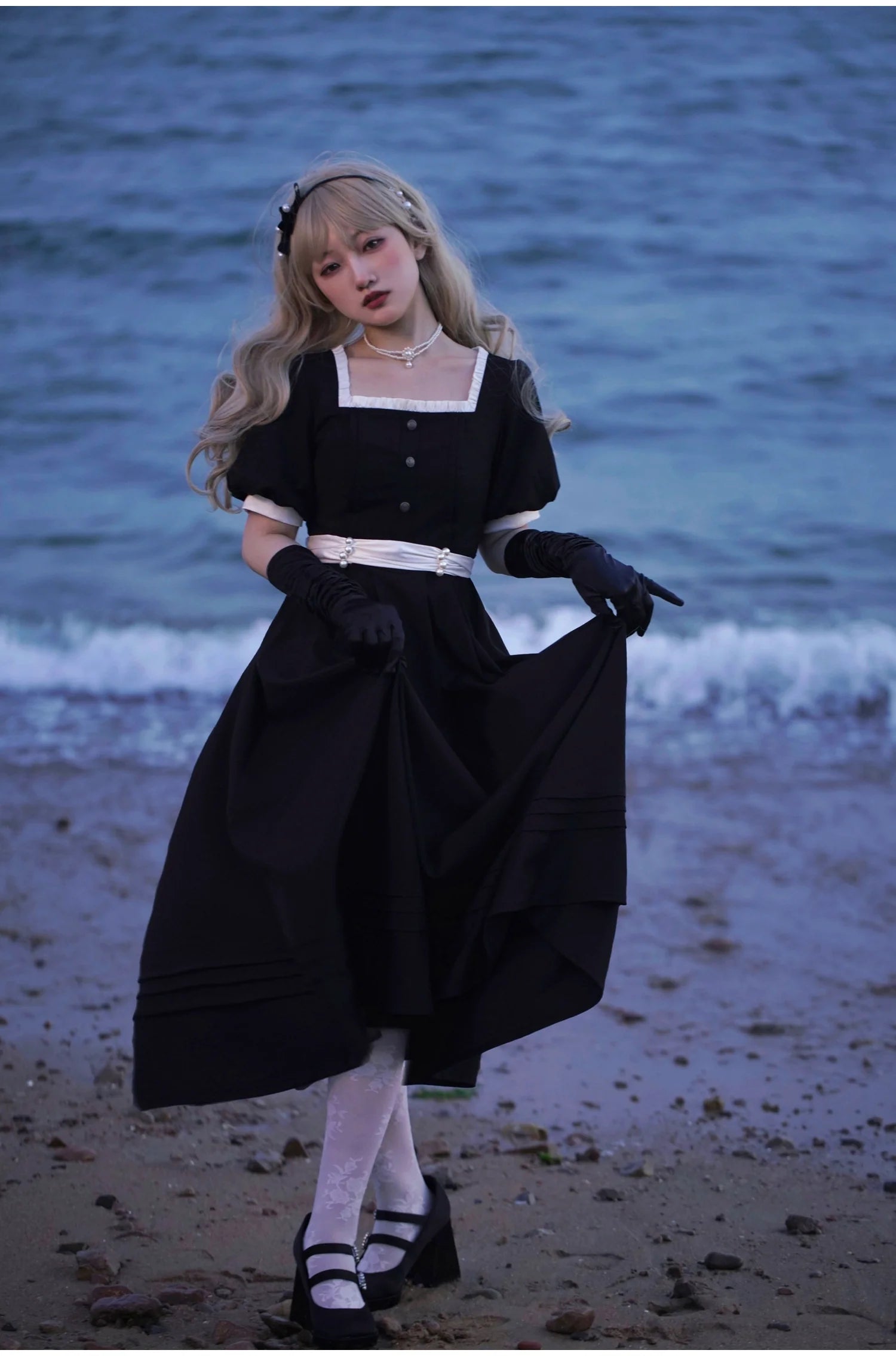 HuTaoMuJK - Thoughts - Vintage Lolita OP Dress Square Neckline Black Lolita Dress