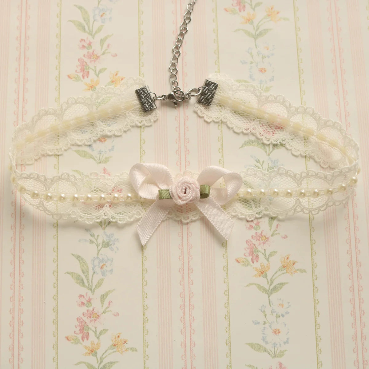 Creamy Bubbles - Sweet Lolita Choker Vintage Lace Rose Handmade Necklace