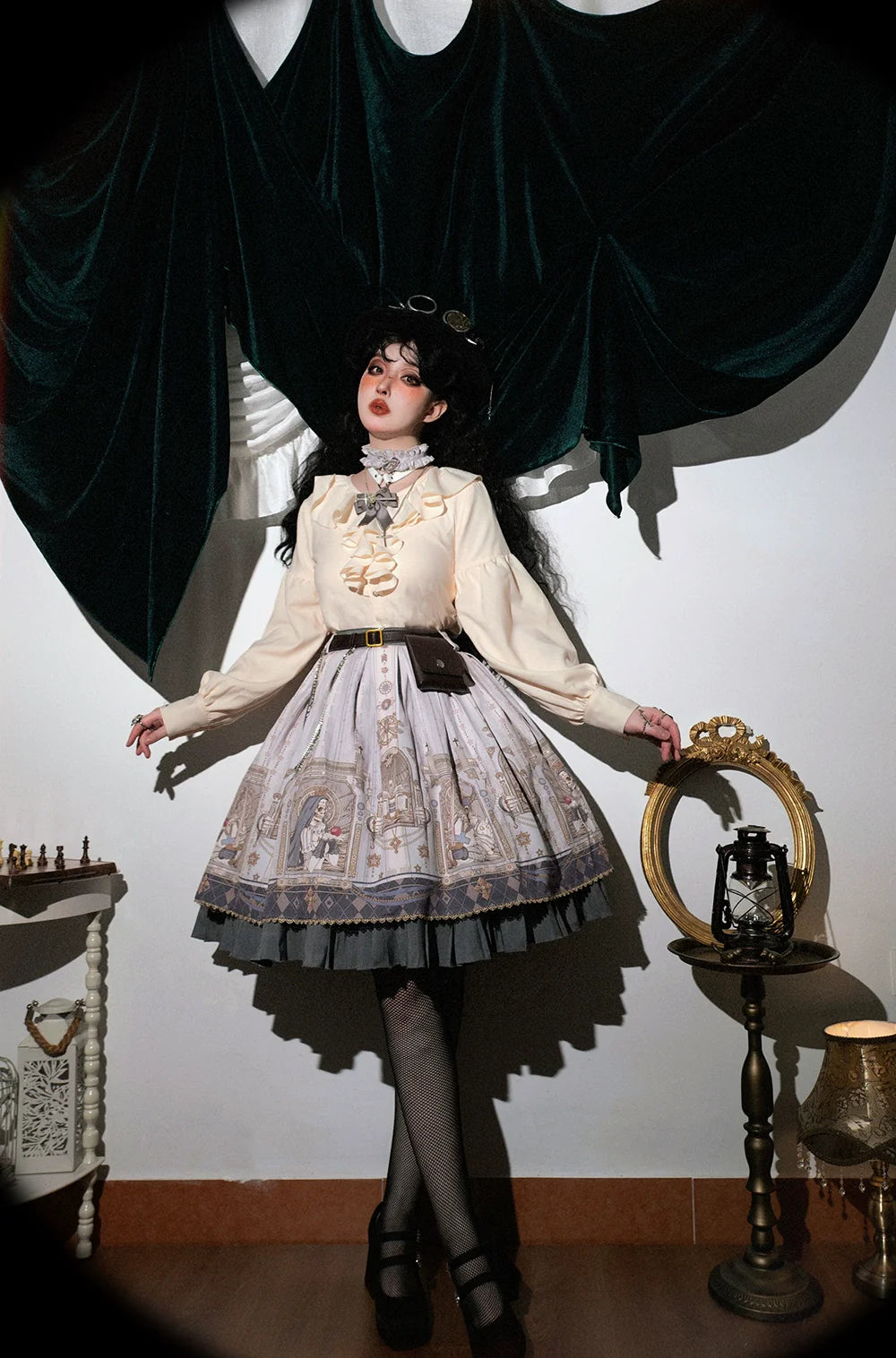 Miss Point - Demon Hunting Notes - Gothic Lolita Cross Print Short Skirt