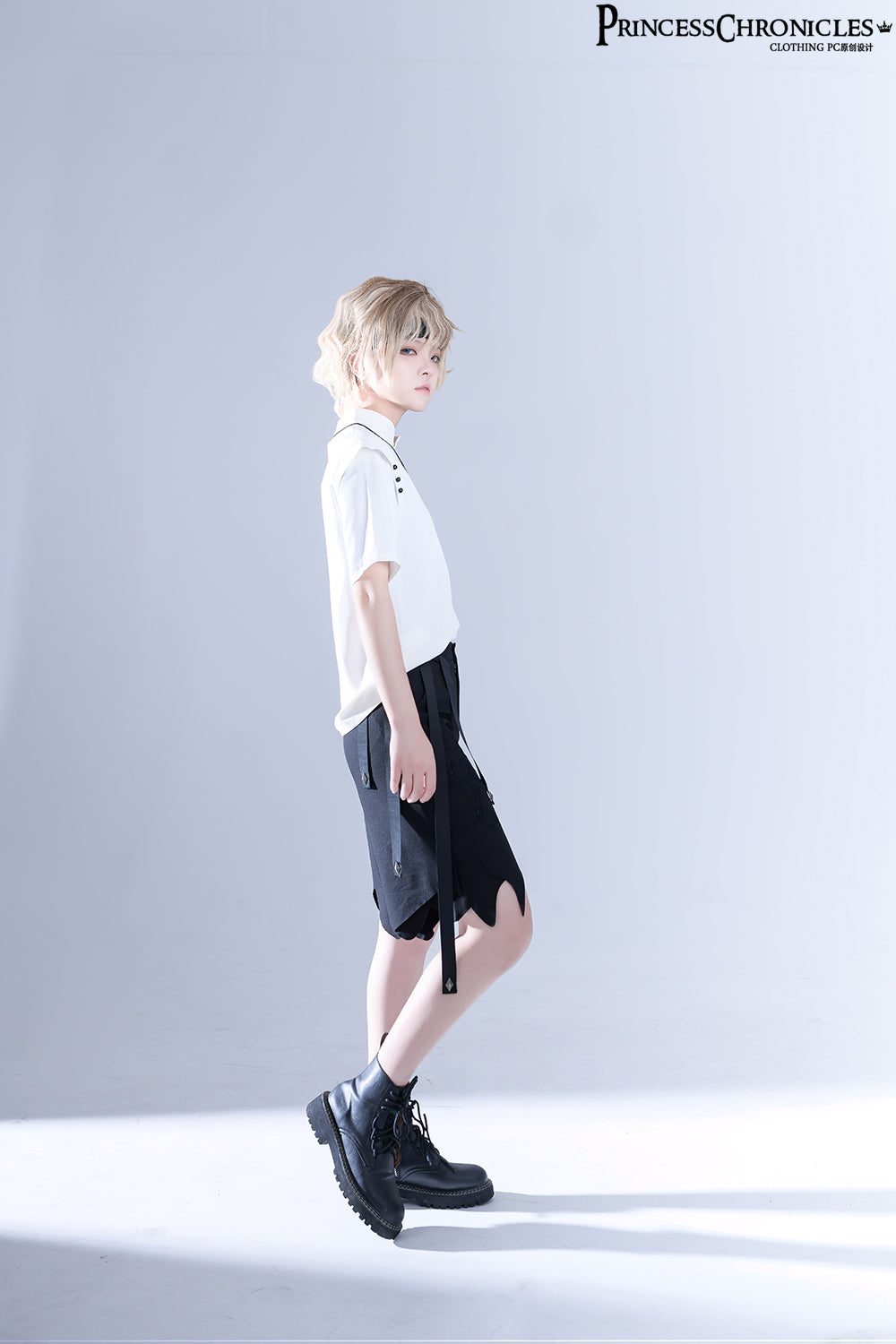 Princess Chronicles - Embroidered White Ouji Lolita Shirt