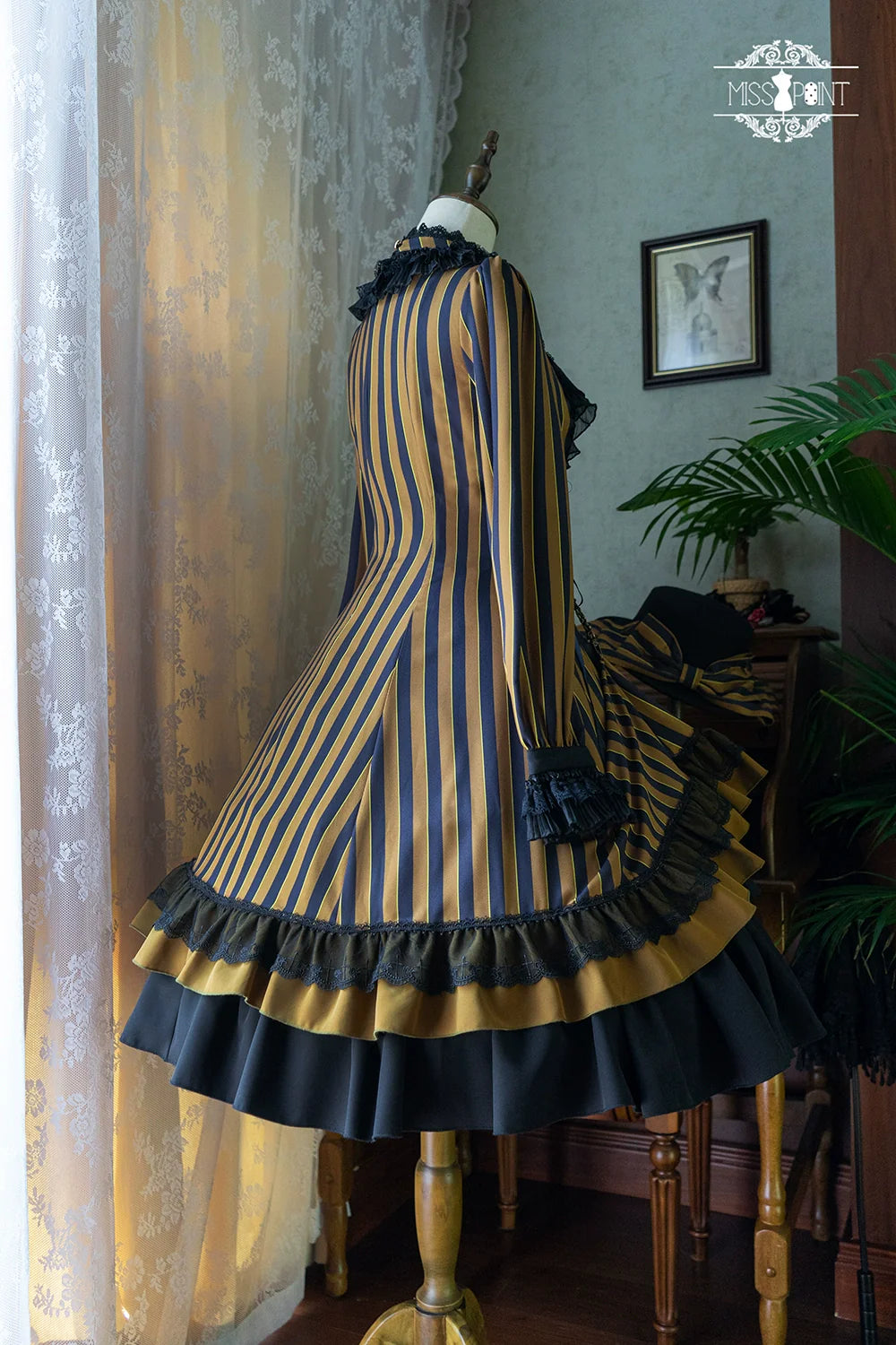 Miss Point - Perintz Manor - Gothic Lolita OP Long Sleeve Retro Lolita Dress