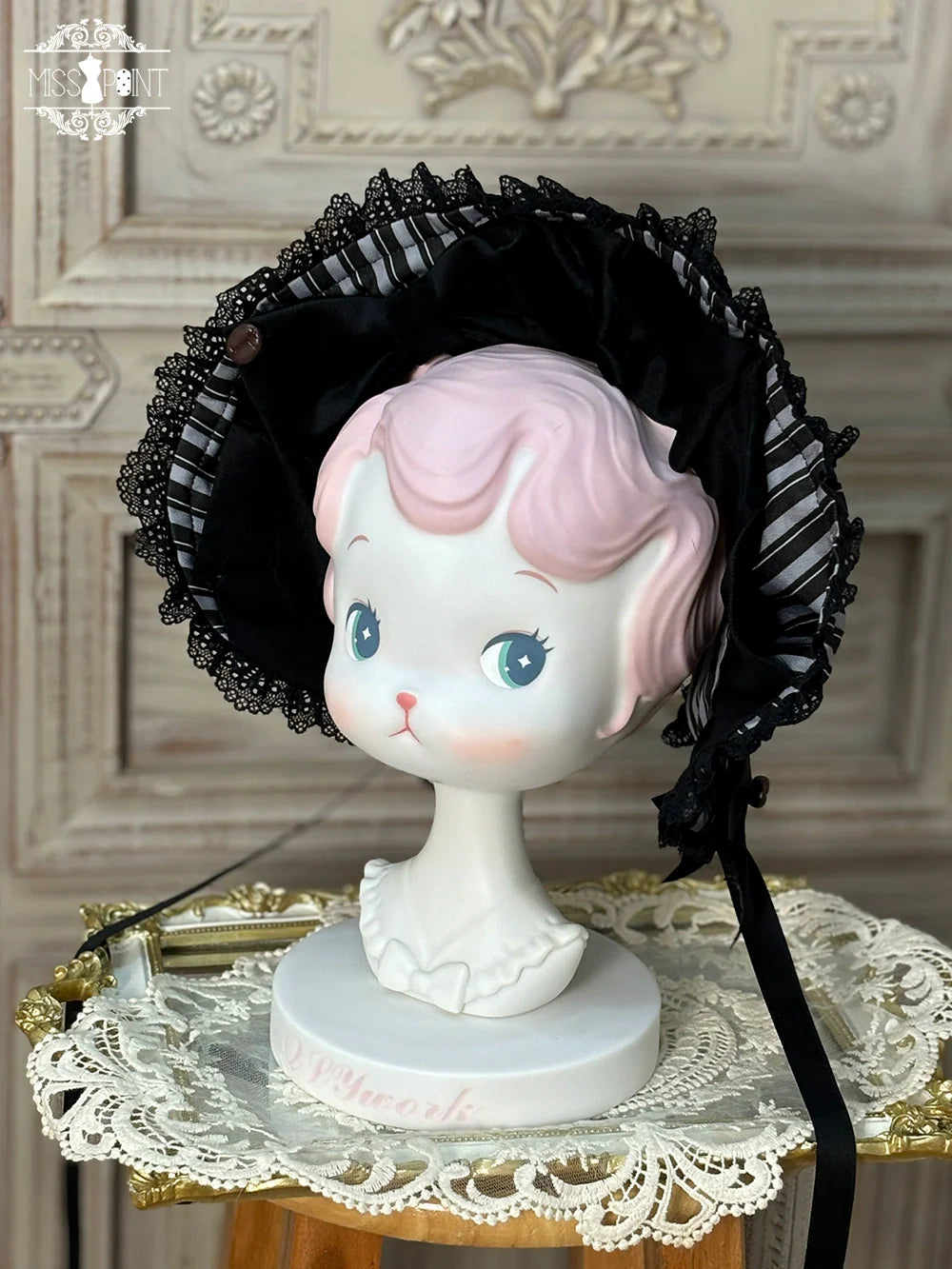 Miss Point - Classical Chocolate - Classic Lolita Accessory Bowler Hat BNT Beret Jabot