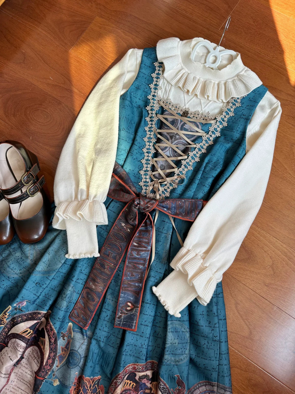 Forest Fluorescent Carps - Sweet Lolita Sweater Autumn and Winter Lolita Inner Wear