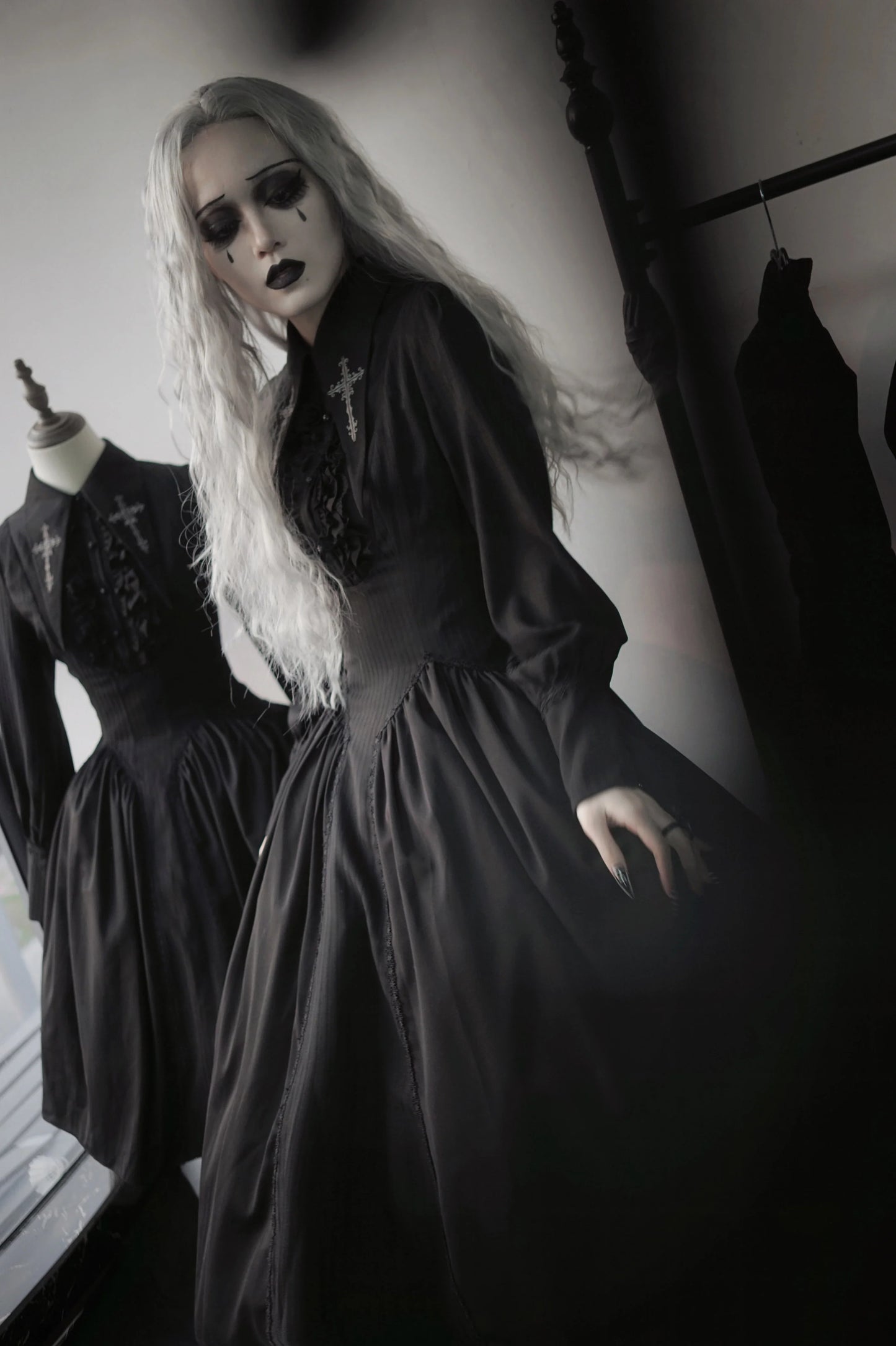 Lilizi - Redemption Song - Gothic Lolita OP Dress Cross Embroidery Tiered Hem