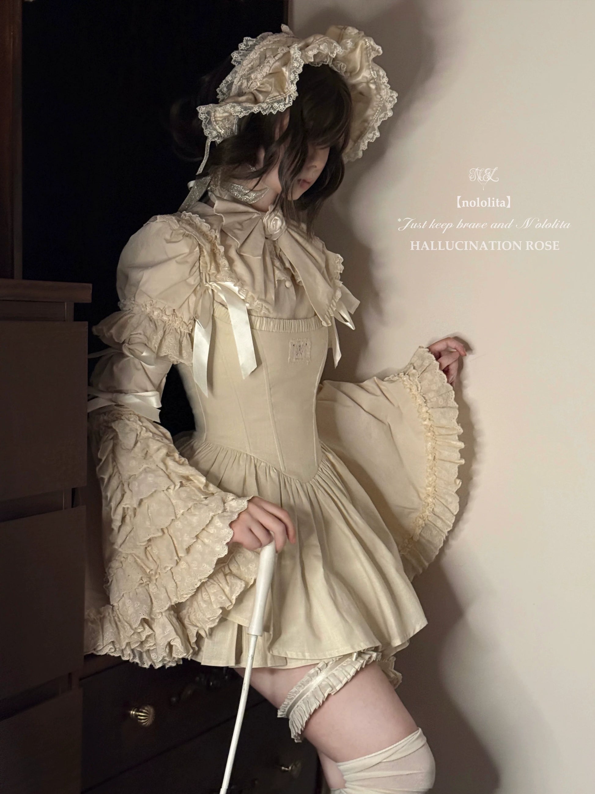 Nololita - Nightingale - Old School Lolita Shirt with Detachable Sleeves