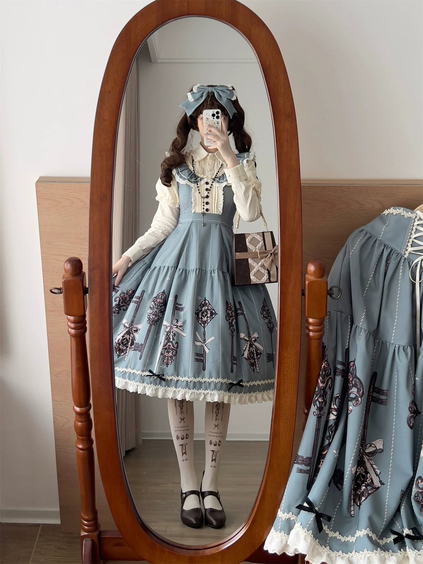 Uncle's Workshop - Secret Key - Classic Lolita Dress Suit, Key Print