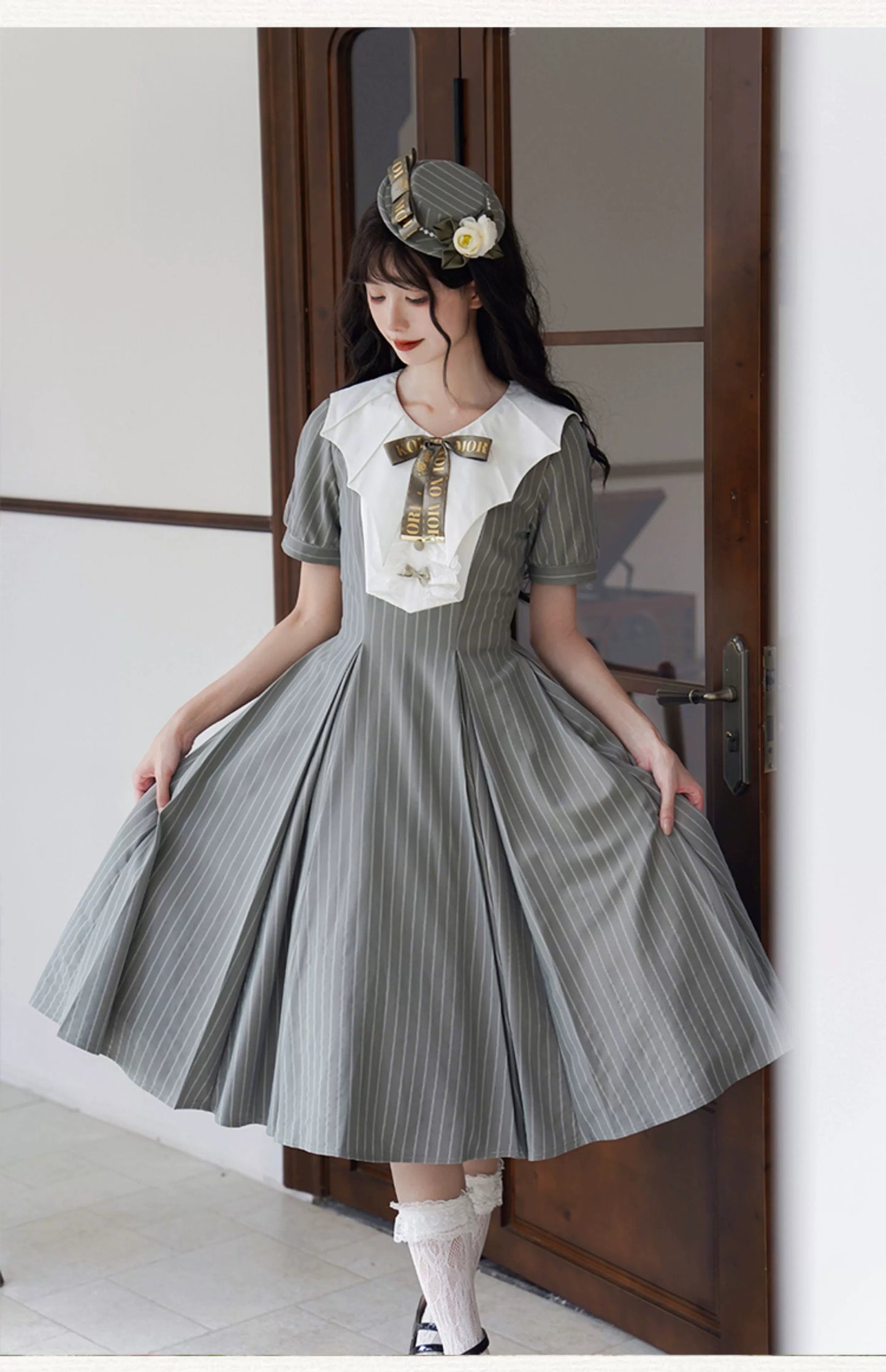 Forest Fluorescent Carps - The Rain of London - Elegant Lolita OP Dress, Bat Wing-Shaped Neckline