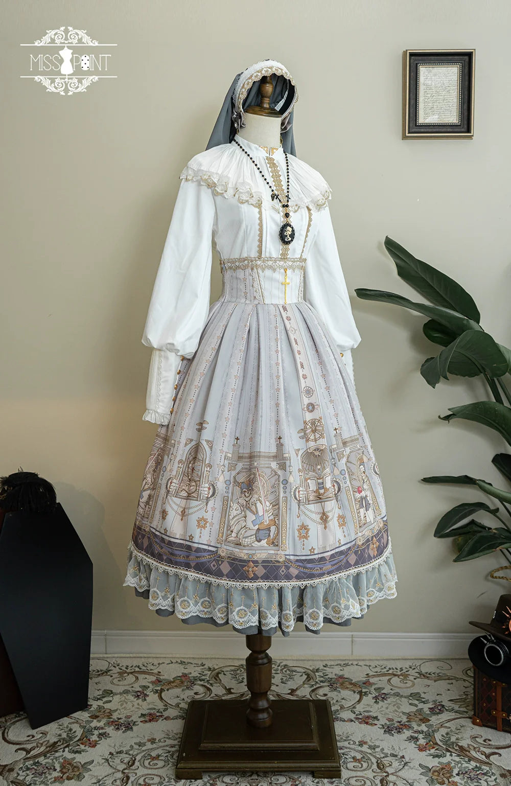 Miss Point - Demon Hunting Notes - Fishbone Gothic Lolita Skirt