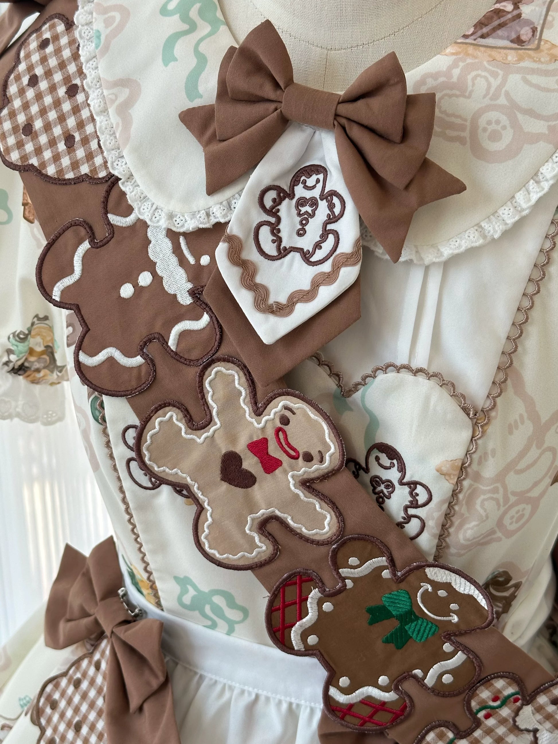 Babyblue - Bear Honey - Sweet Lolita Accessory Gingerbread Man Design