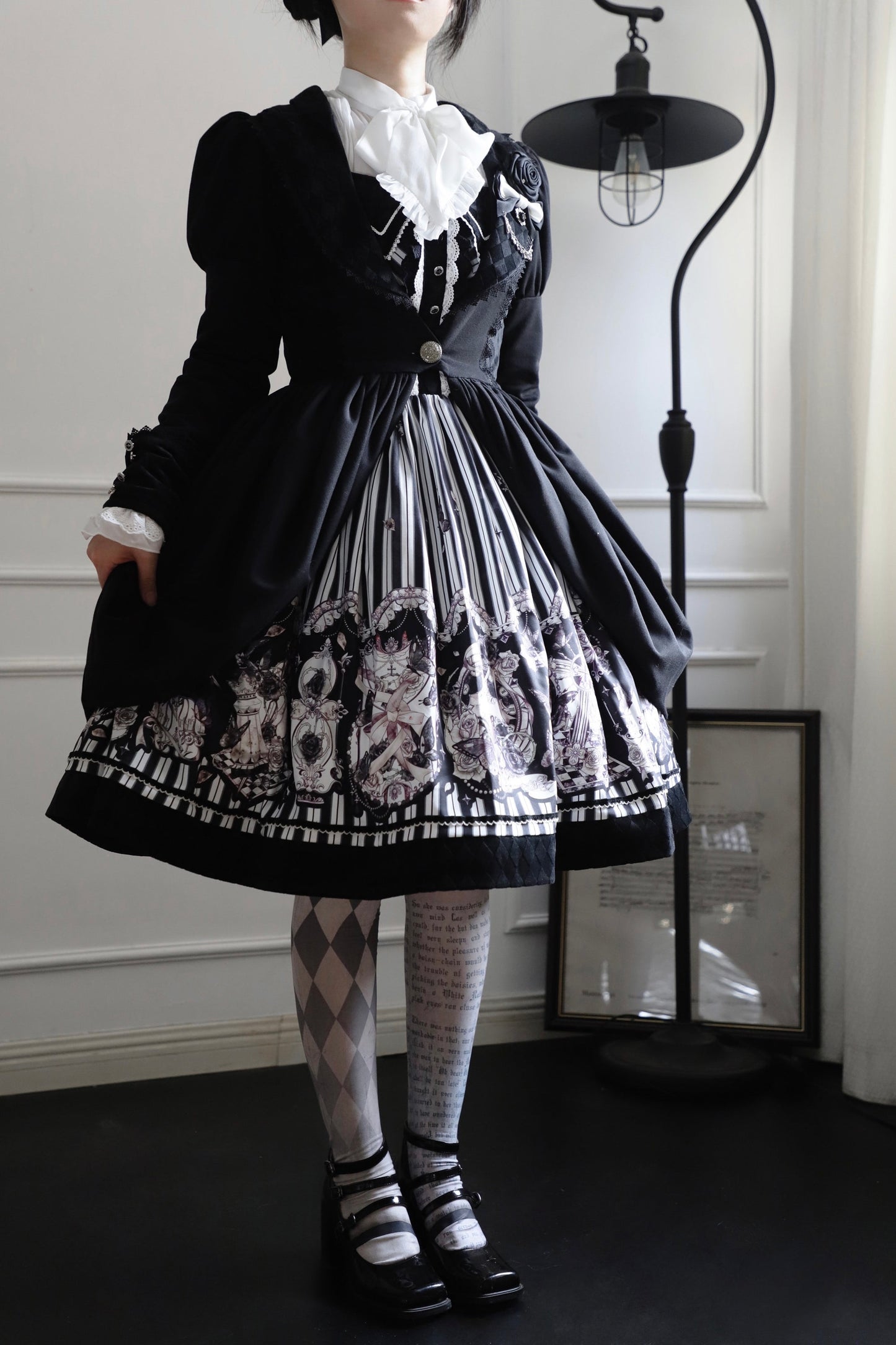 Little Bear - Gothic Lolita Black and White Striped JSK Set
