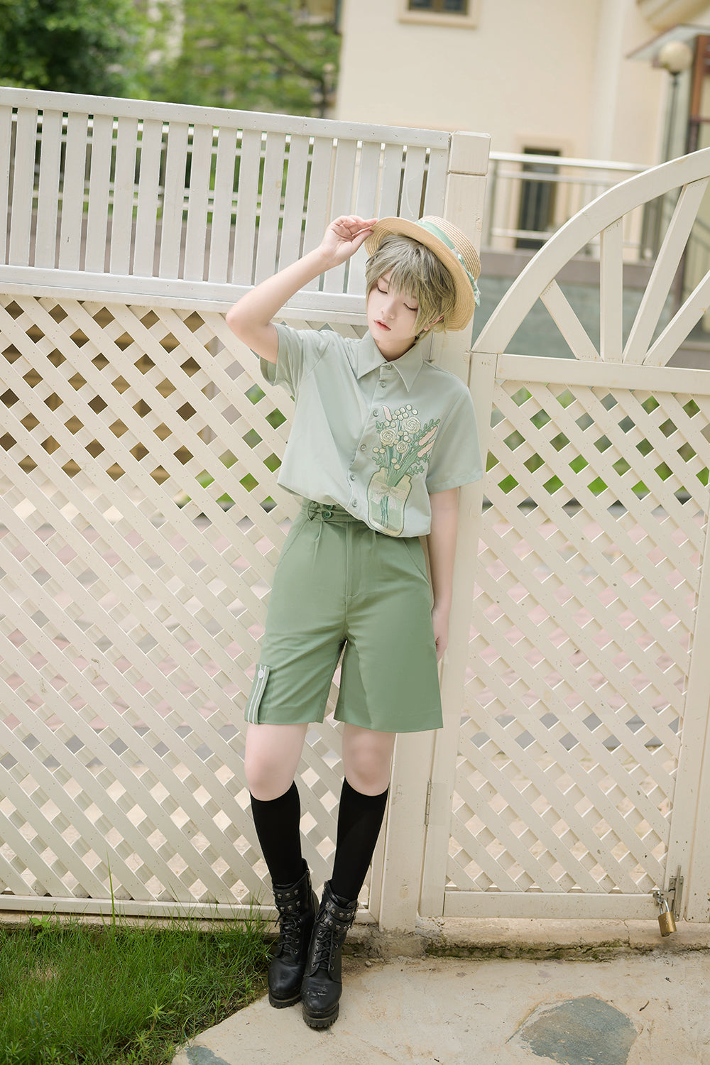 Princess Chronicles - Limited Flowering Time - Retro Green Flower Embroidery Shirt