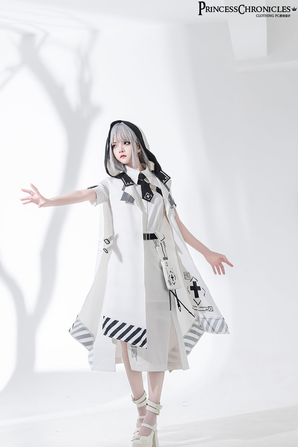 Princess Chronicles - Dry sea and Ashlar - Techwear-inspired White Cloak Set