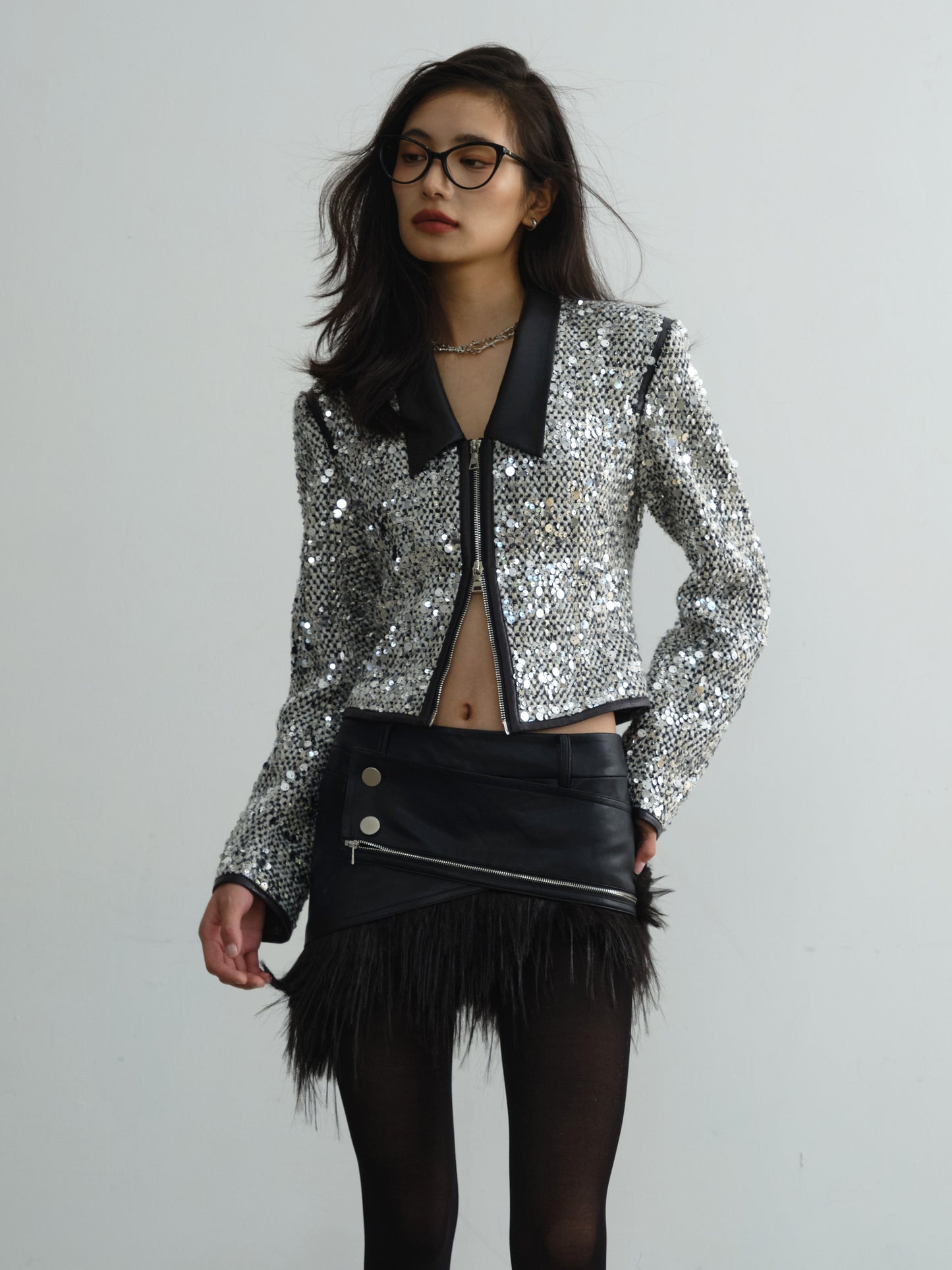 Low Collar Sequined Short Jacket