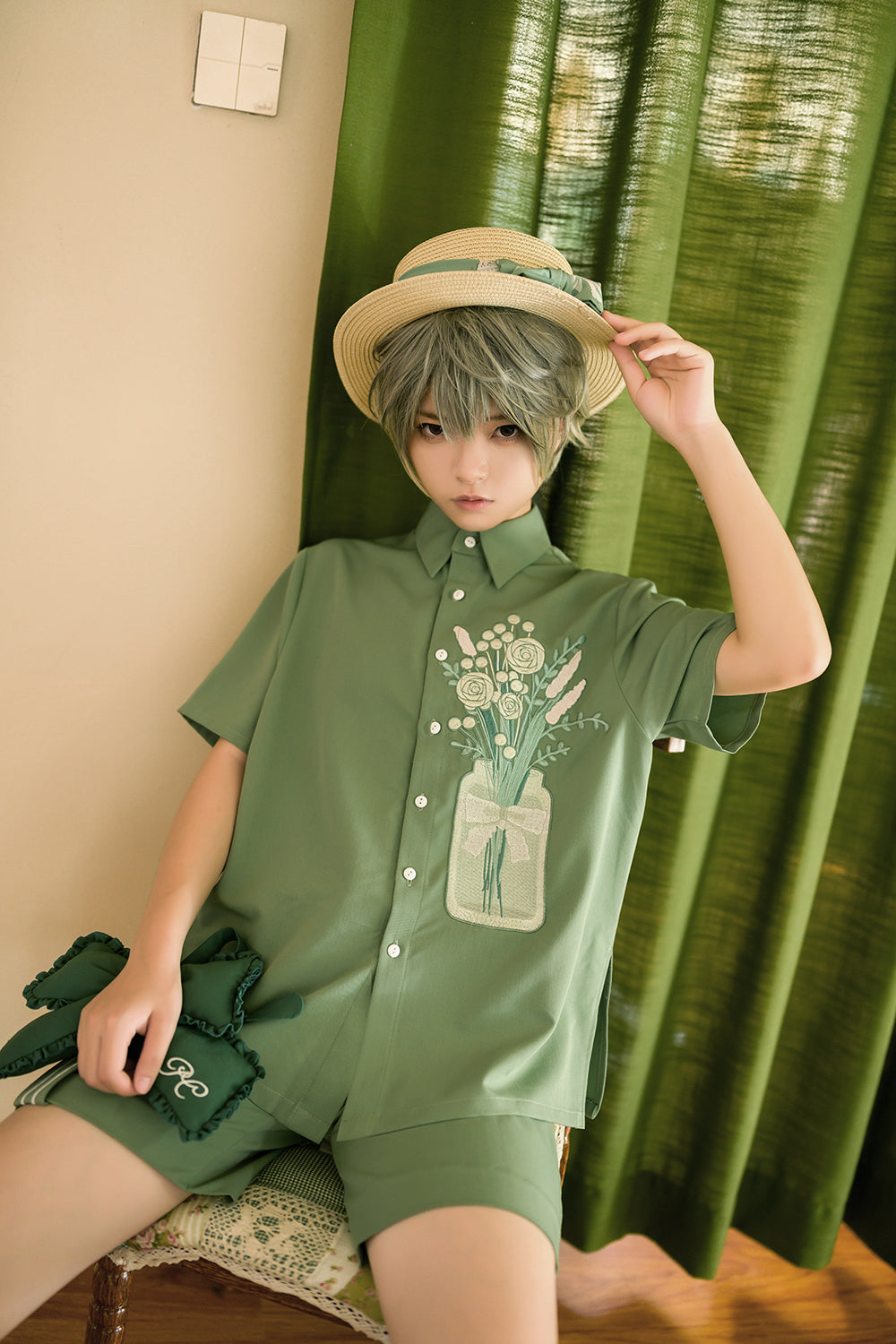 Princess Chronicles - Limited Flowering Time - Retro Green Flower Embroidery Shirt