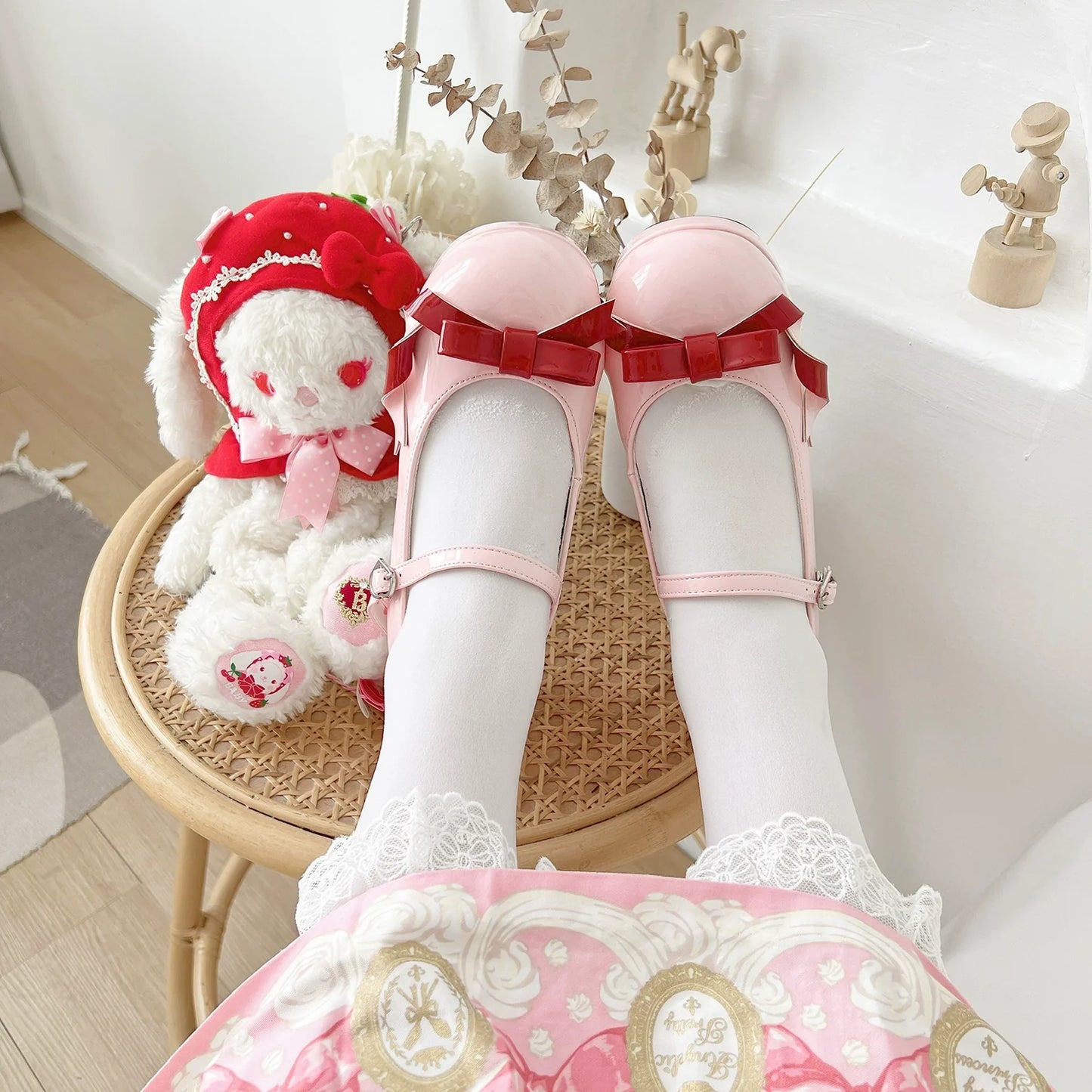 Dolly Doll - Lovers' Gift - Round Toe Middle Heel Mary Jane Lolita Shoes